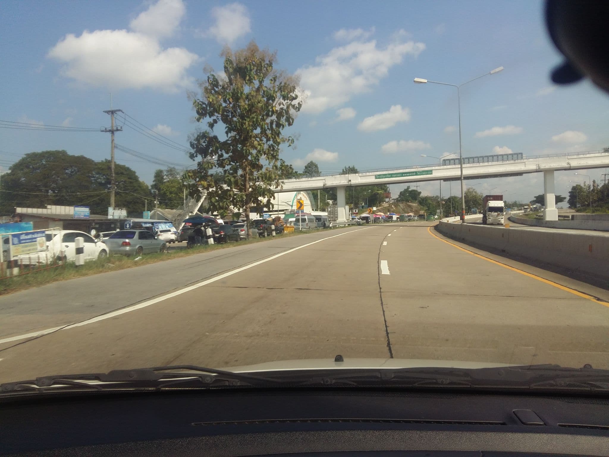 Street view near Evergreen, Mae Tha — © noochjaree (CC BY-SA · Mapillary)