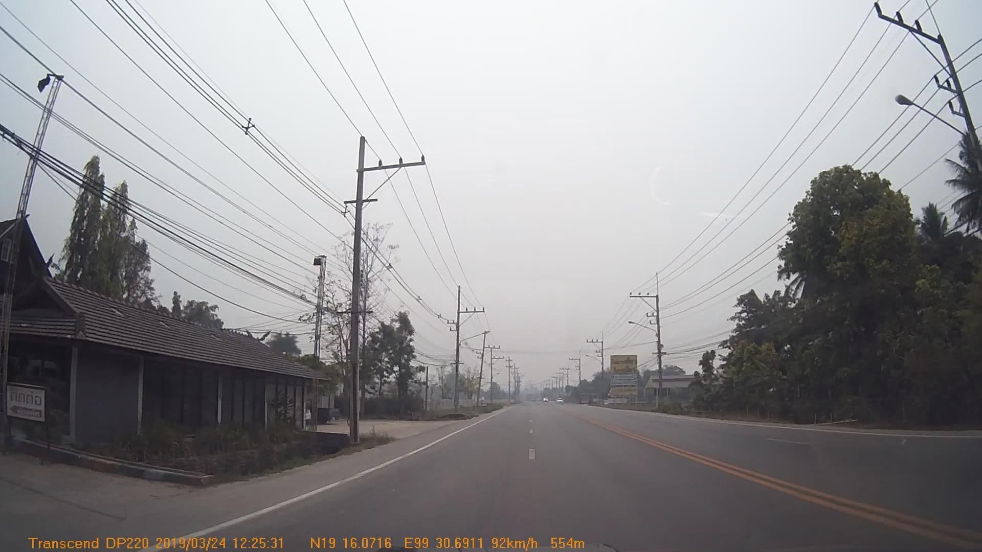 Street view near Cabbages and Condoms Inn and Restaurant, Mae Chai — © mapcreator (CC BY-SA · Mapillary)