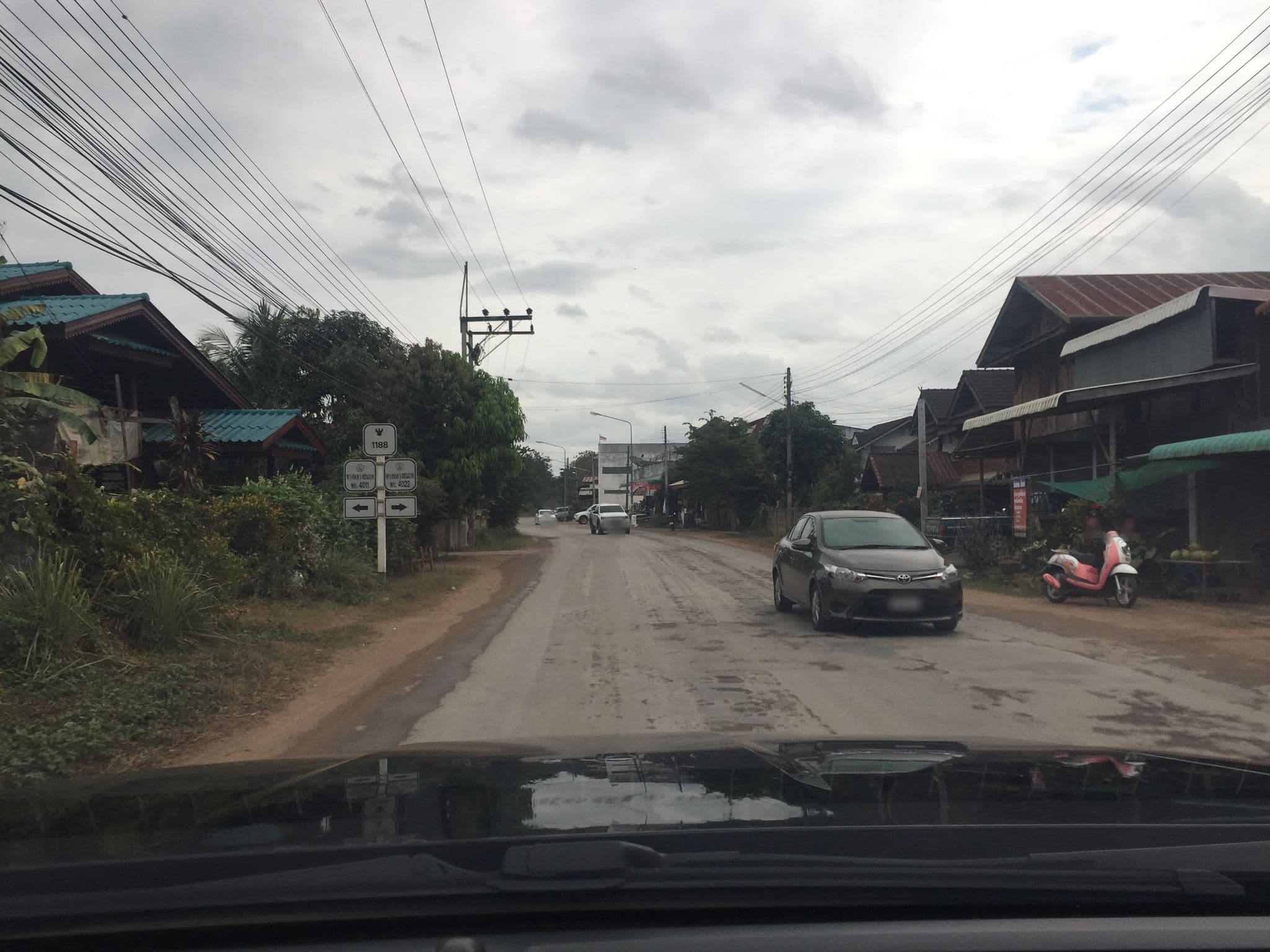 Street view near ภูลังการีสอร์ท อำเภอปง จังหวัดพะเยา, Pong — © chanon (CC BY-SA · Mapillary)