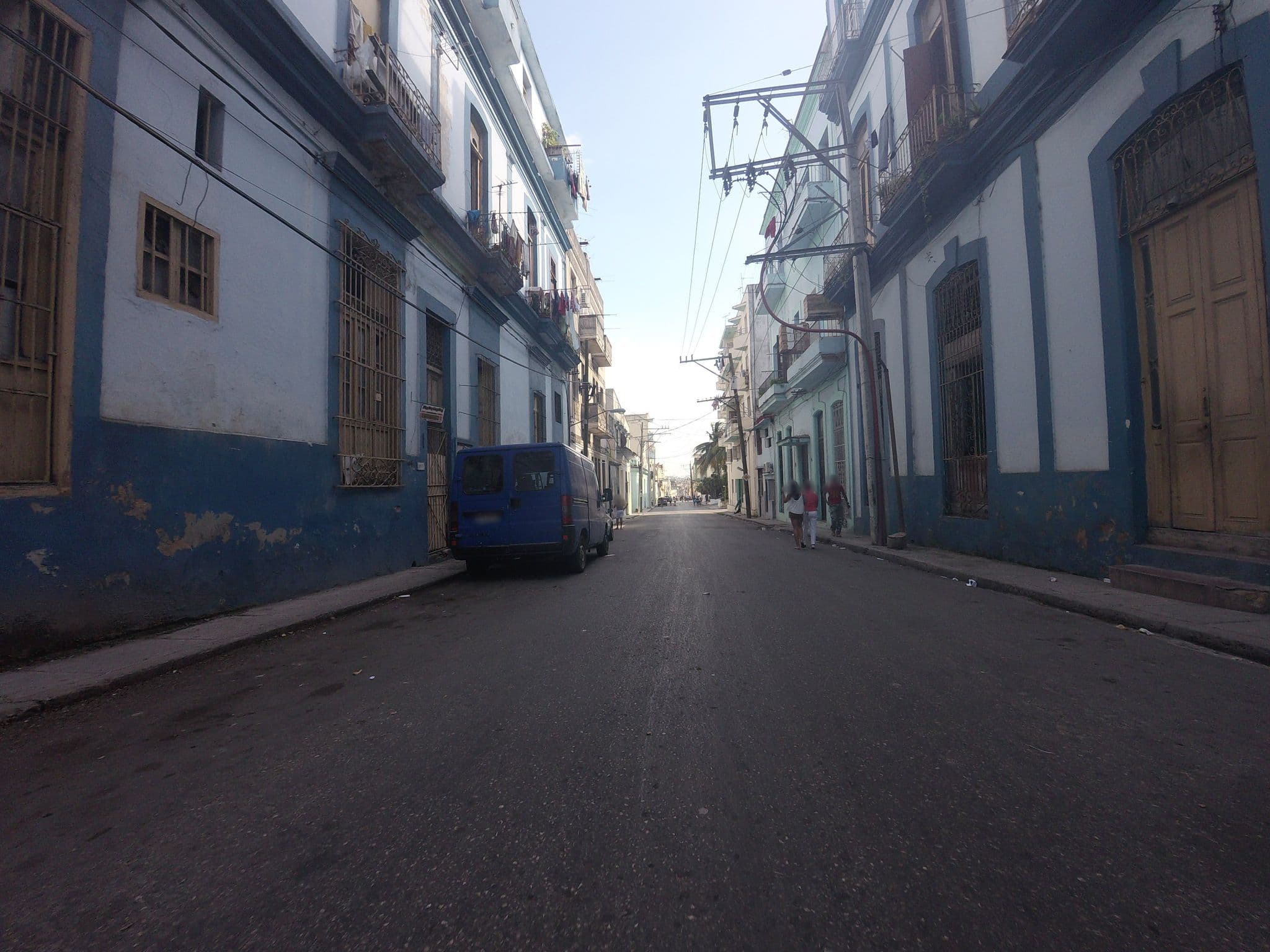 Street view near casa de mi pulga, Centro Habana