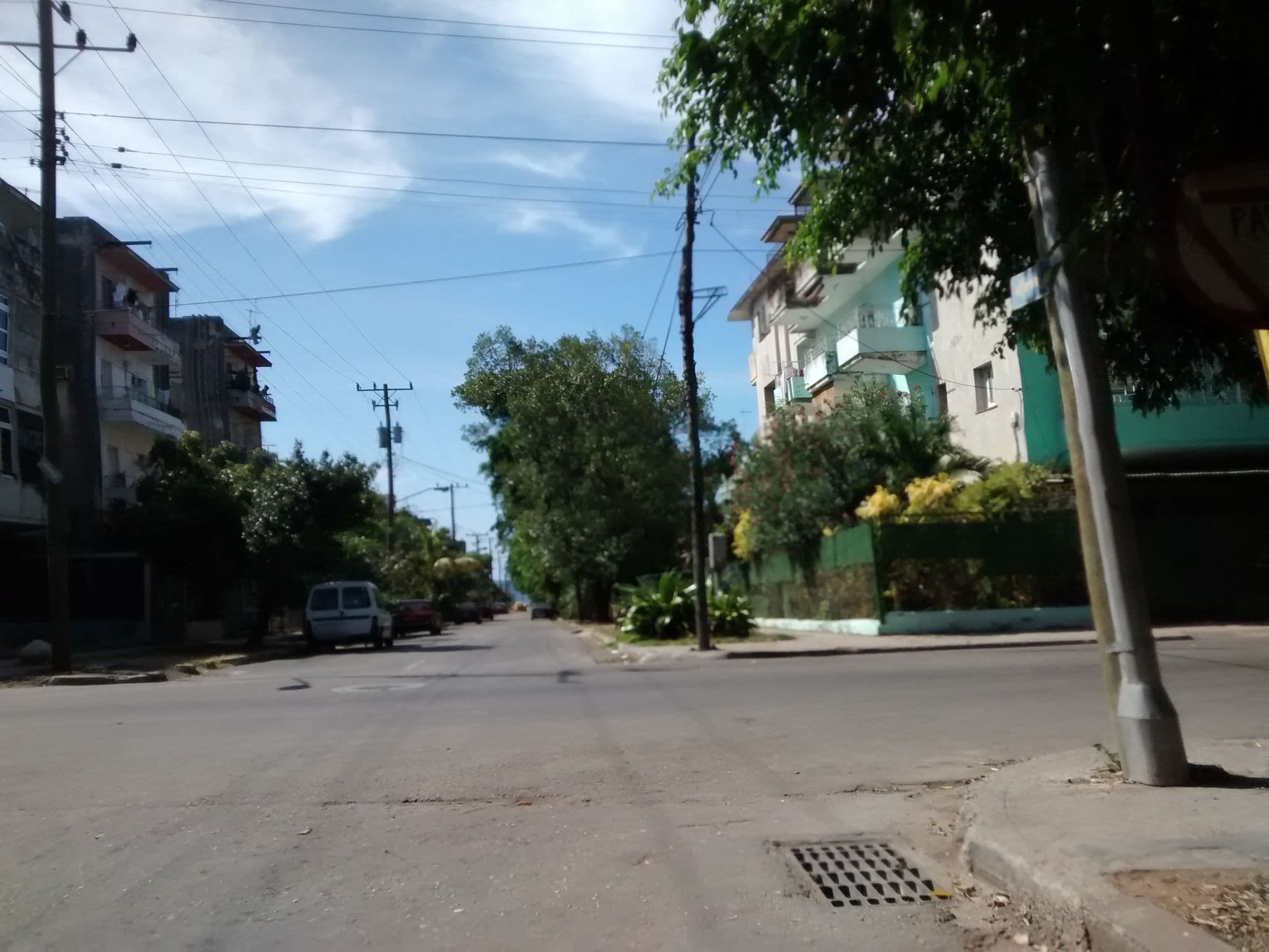 Street view near Apartamento Alina, Vedado