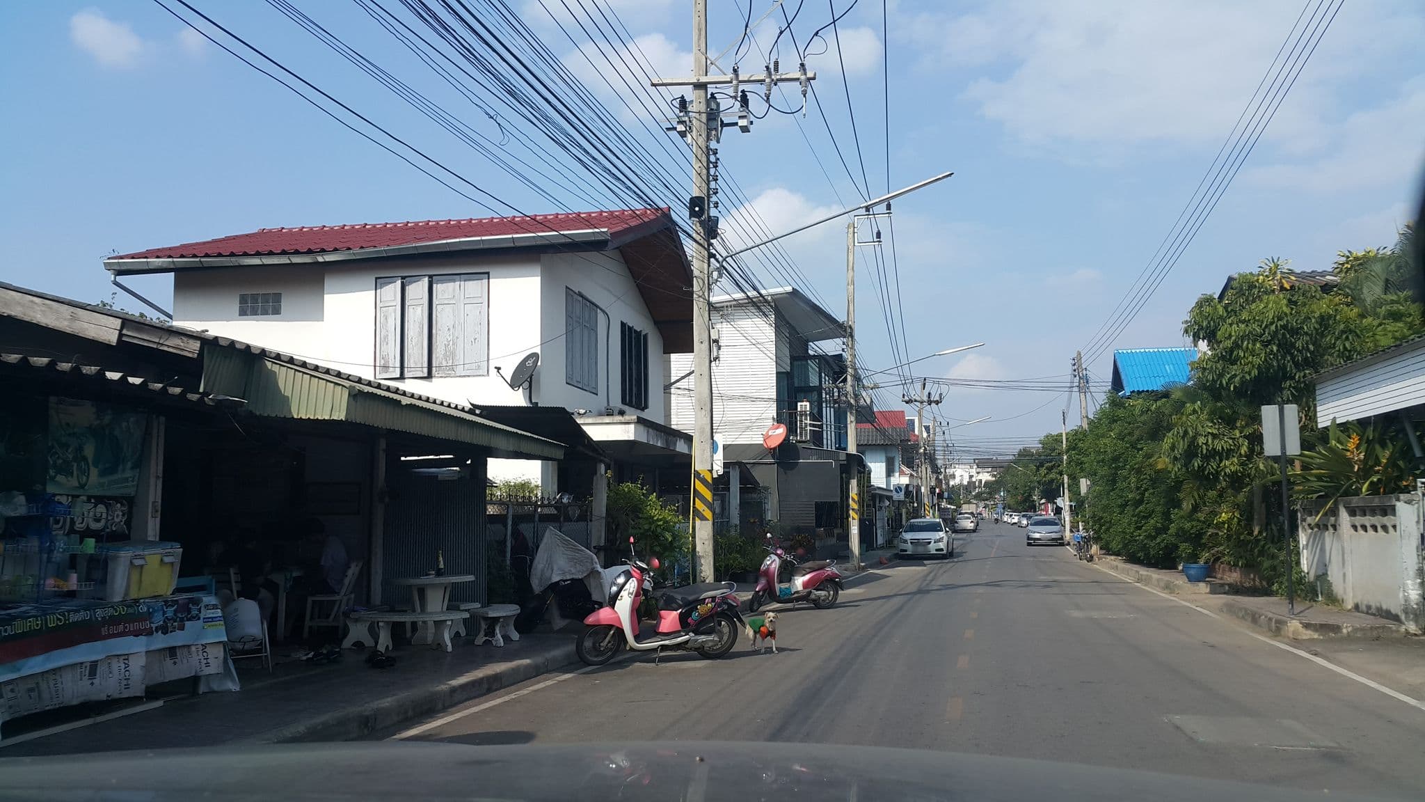 Street view near Kwanphayao Lakehouse, Phayao — © jrcarlsen (CC BY-SA · Mapillary)