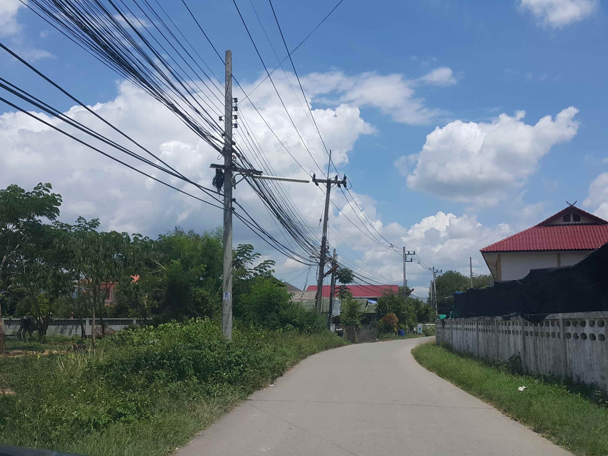 Street view near โรงแรมเอื้องคำ, Nan — © jrcarlsen (CC BY-SA · Mapillary)