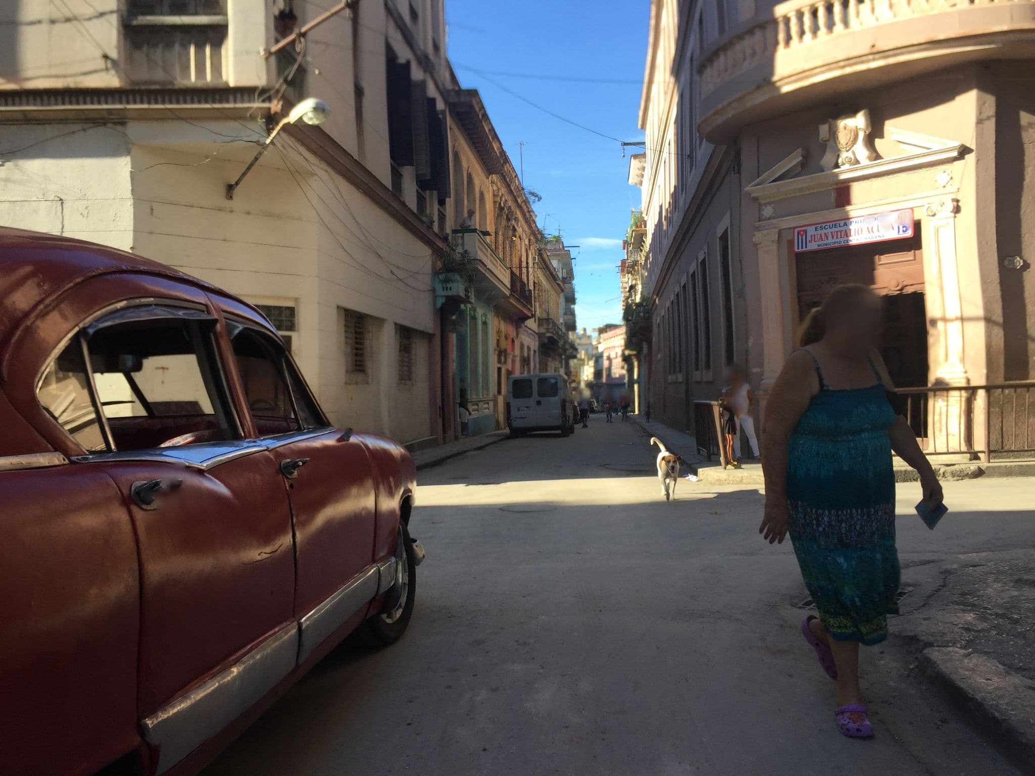 Street view near Leo apartamento, Centro Habana