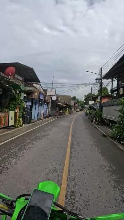 Street view near บ้านแสงเฮือน, Pai — © julcnx (CC BY-SA · Mapillary)
