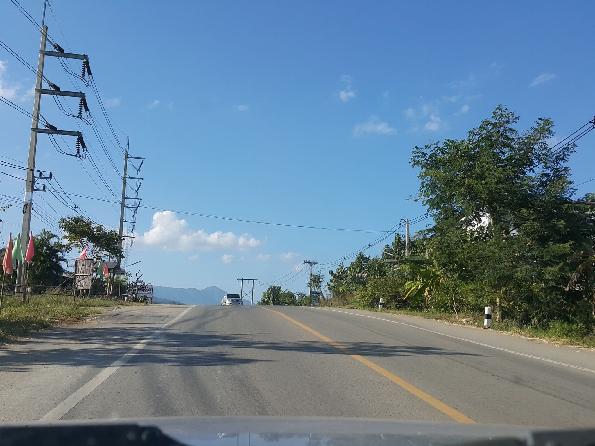 Street view near ภูปายสามหมอก, Pai — © jrcarlsen (CC BY-SA · Mapillary)