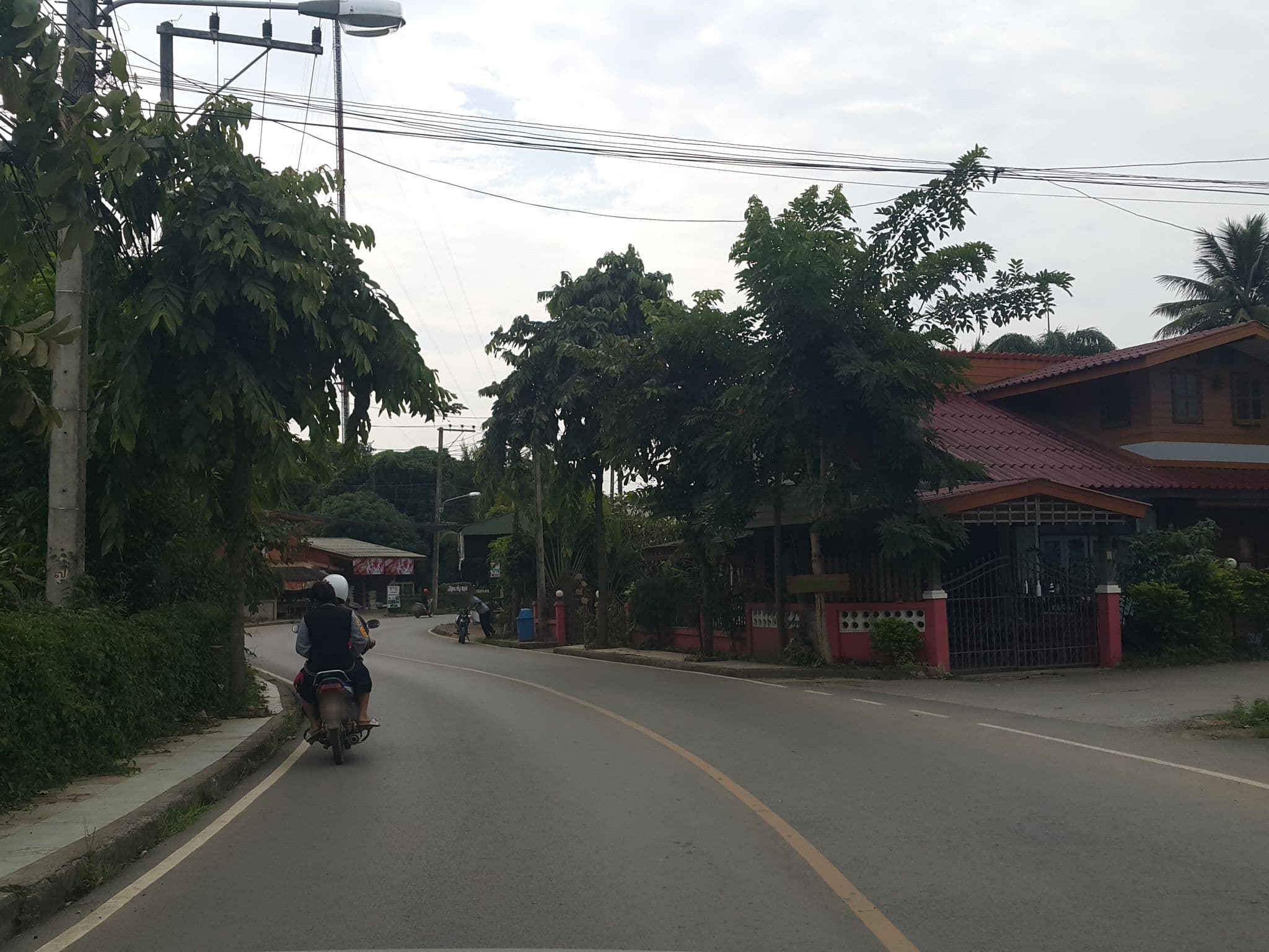 Street view near ่paiburee, Pai — © jrcarlsen (CC BY-SA · Mapillary)