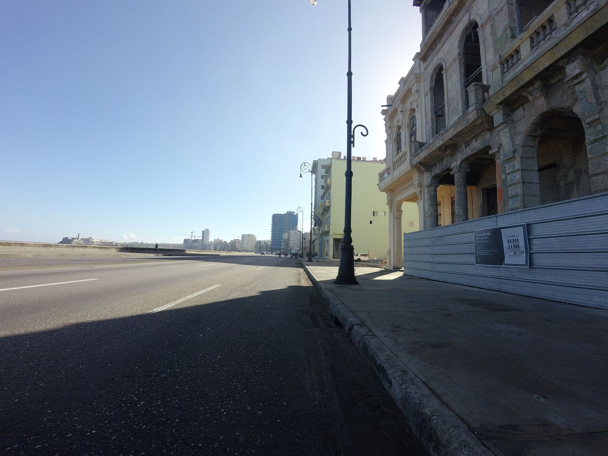 Street view near Casa Malecón Colonial, Centro Habana