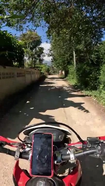 Street view near ปายวิวพอยท์ (o_O), Pai — © julcnx (CC BY-SA · Mapillary)