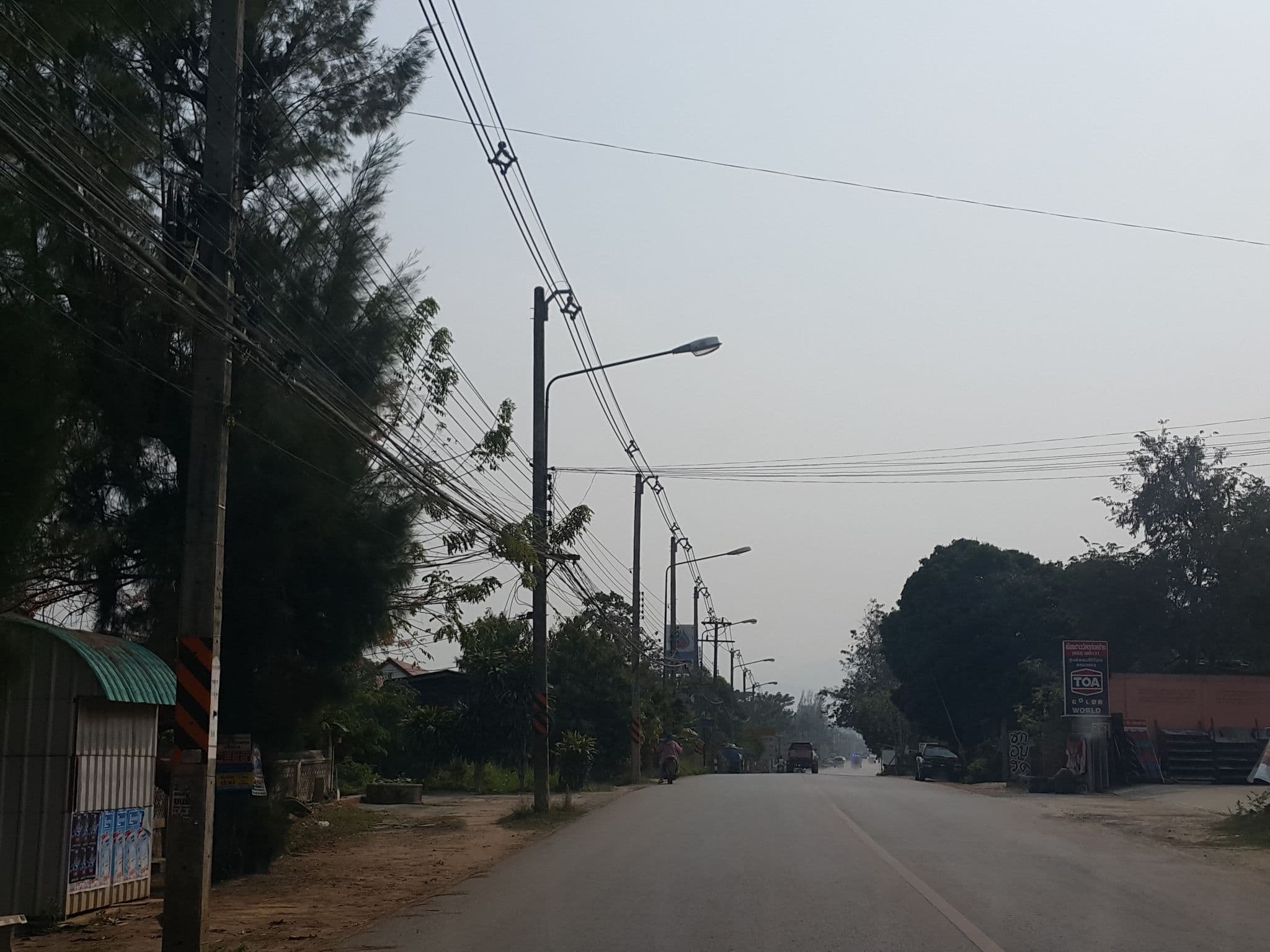 Street view near River ping hill county club, Ban Mae Waen — © jrcarlsen (CC BY-SA · Mapillary)