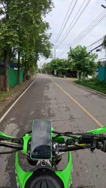 Street view near บ้านจันทร์จรัส, Pai — © julcnx (CC BY-SA · Mapillary)