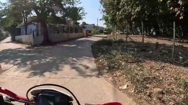Street view near room 3345 Rimkok Resort Hotel, Chiang Rai — © julcnx (CC BY-SA · Mapillary)
