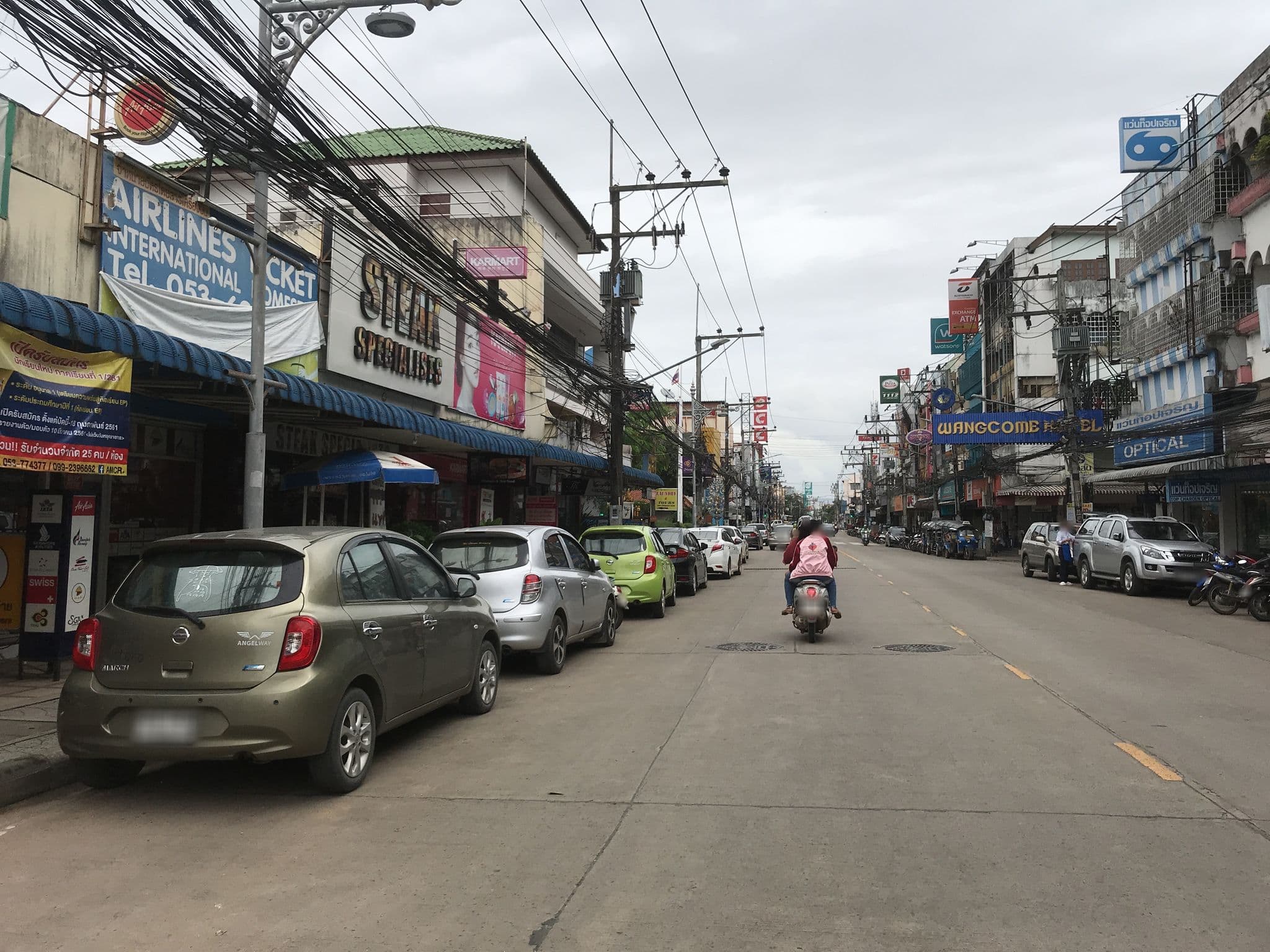 Street view near Mag & Ken Hostel, Chiang Rai — © kiw (CC BY-SA · Mapillary)