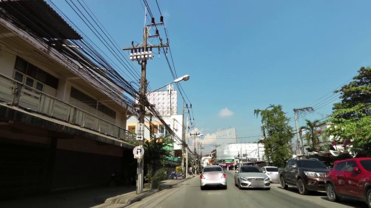 Street view near SANN HOTEL, Chiang Rai — © toffy (CC BY-SA · Mapillary)