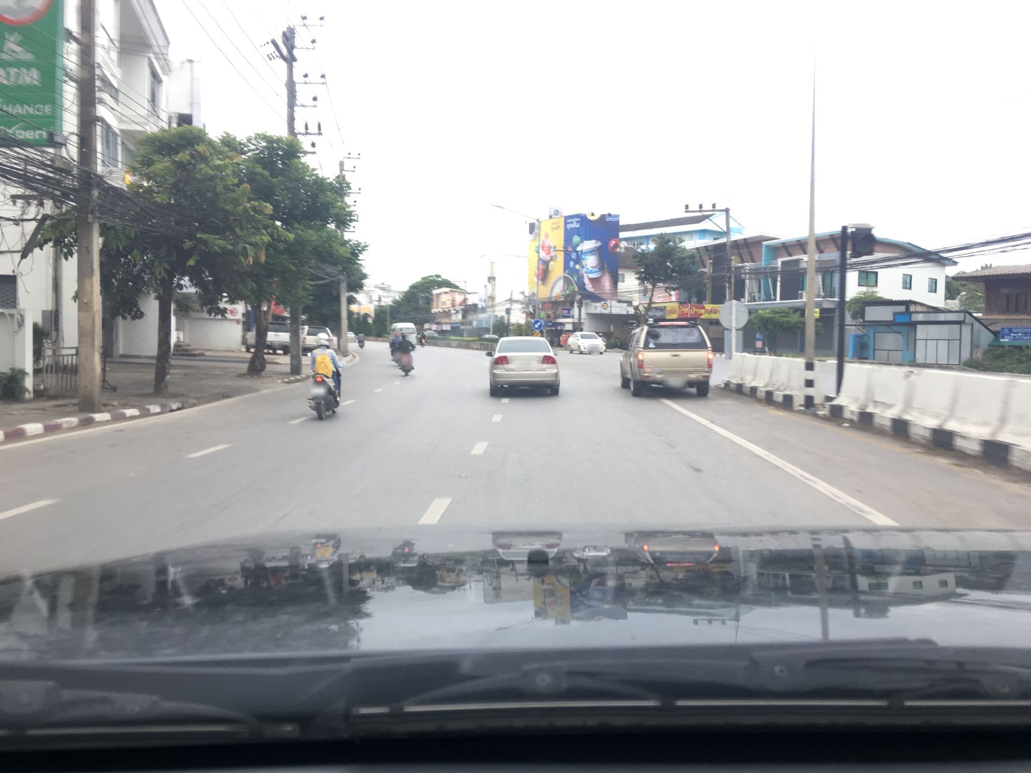 Street view near ห้องอาหาร โรงแรม Parkinn@Chiangrai, Chiang Rai — © wapriz (CC BY-SA · Mapillary)