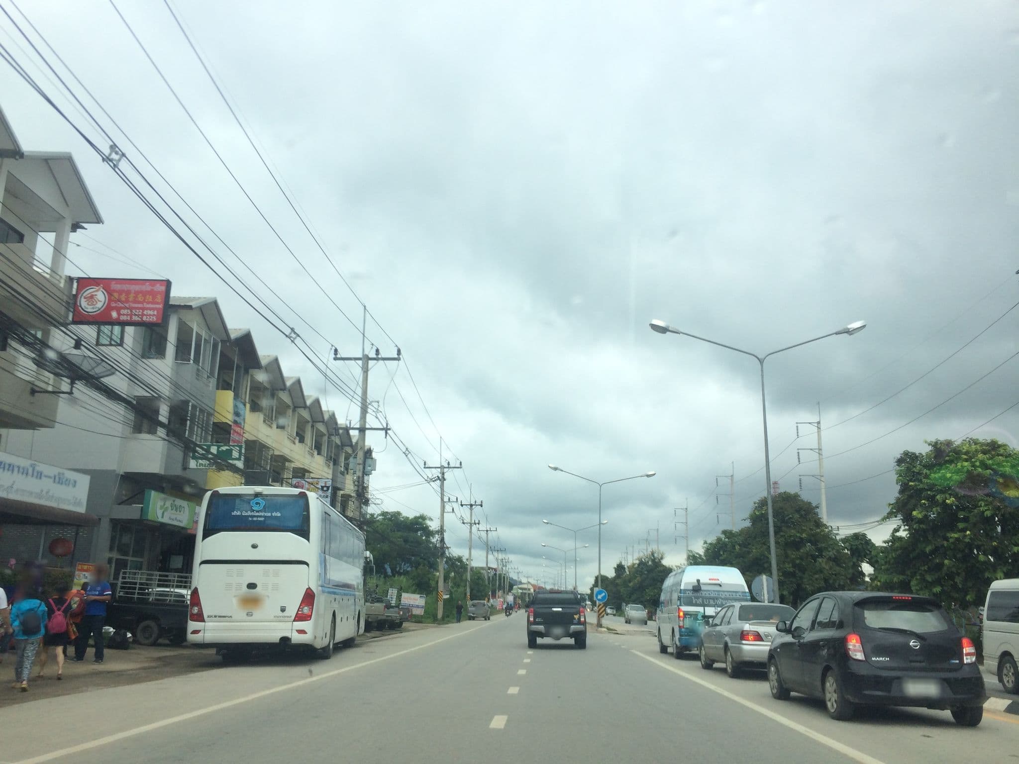 Street view near Tiddoi Tiddin by Phufah waree resort, Mae Chan — © prasert (CC BY-SA · Mapillary)