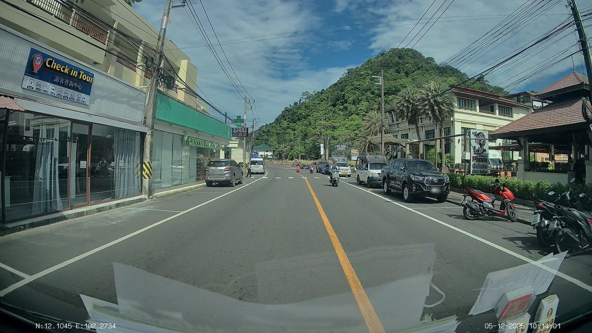 Street view near Kacha Resort & Spa @Room Vip, Ko Chang — © ThailandCambodia (CC BY-SA · Mapillary)