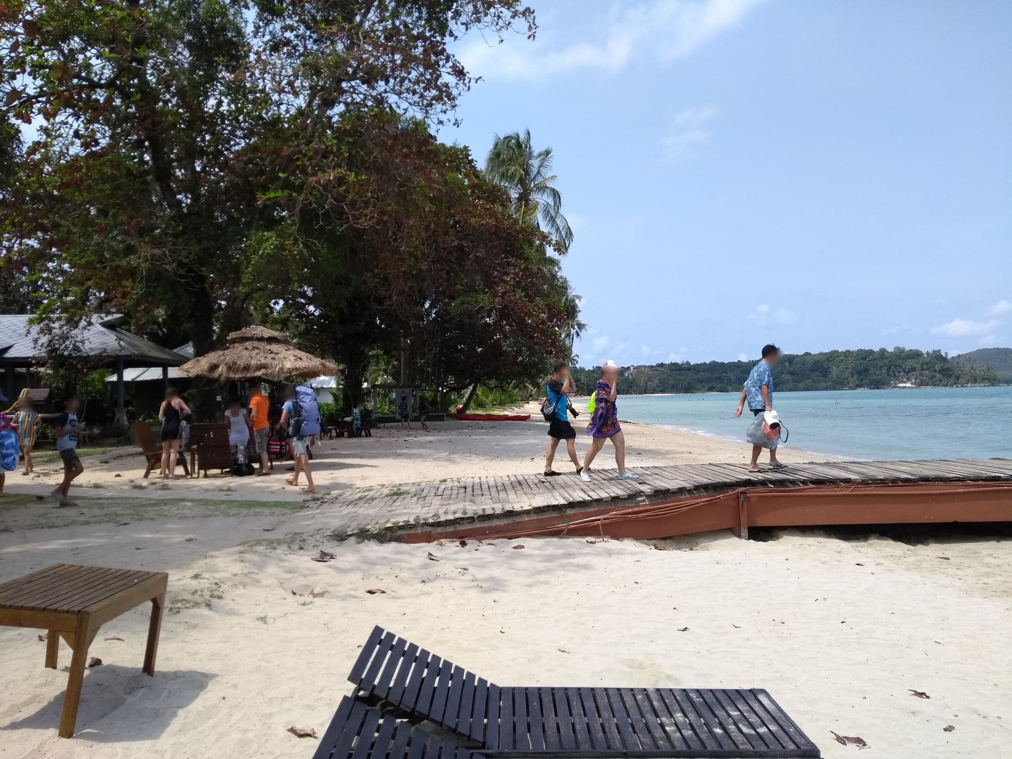 Street view near Koh Maak Resort, Ko Kood — © captainkoons (CC BY-SA · Mapillary)