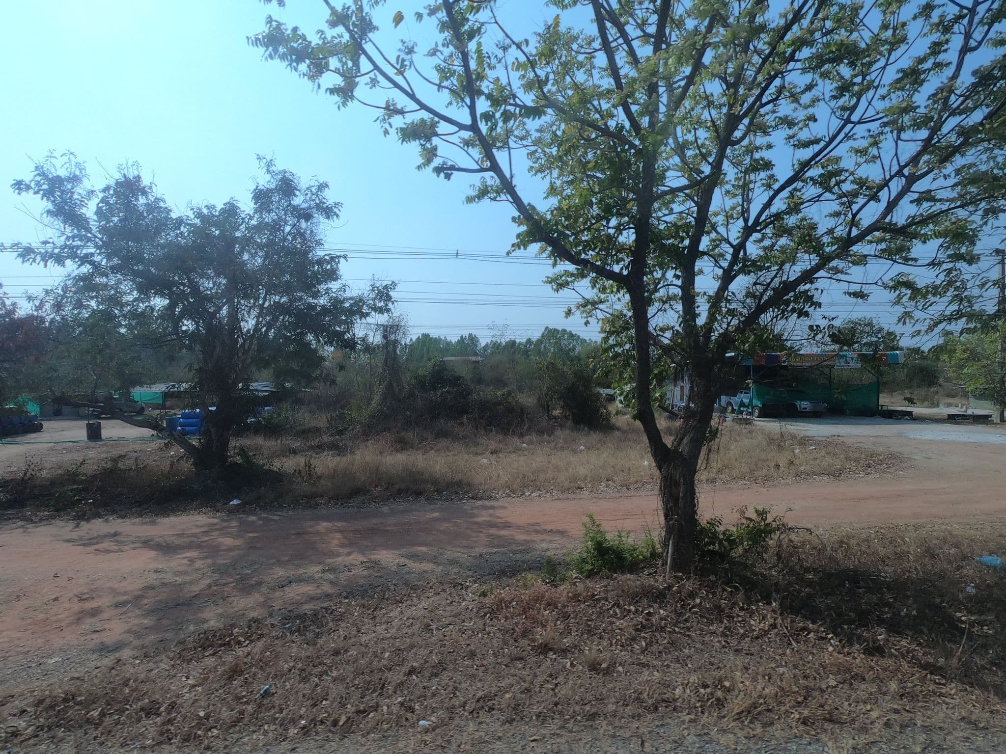 Street view near Dee Dee Resort Hotel, Phon — © ozflor (CC BY-SA · Mapillary)