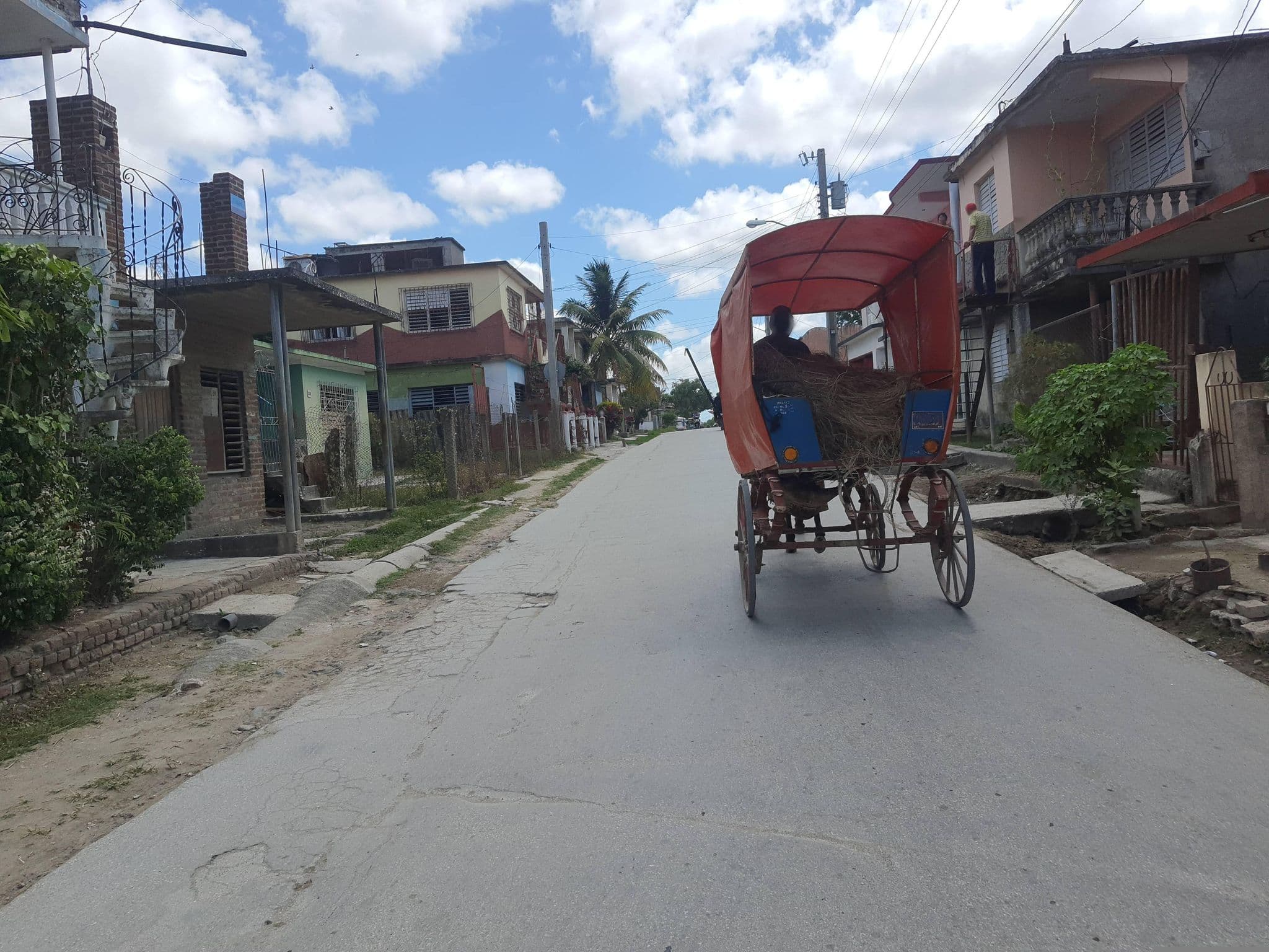 Street view near Guaitabó, Holguín