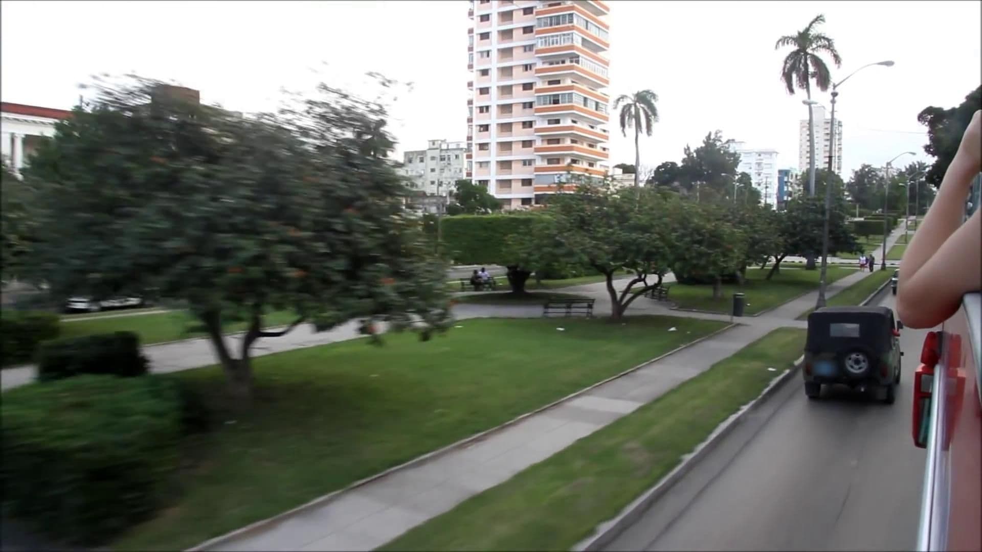 Street view near Ana Maria, Vedado