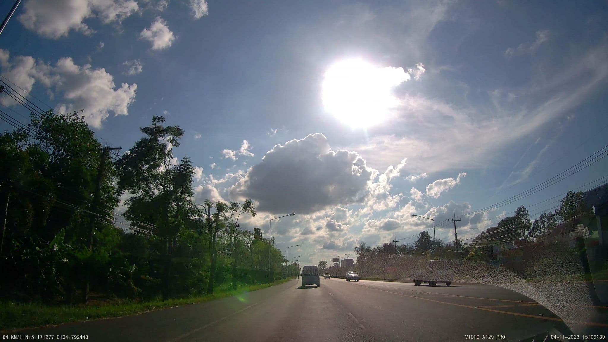 Street view near ไวท์ฟาร์ม, Warin Chamrap — © ThailandCambodia (CC BY-SA · Mapillary)