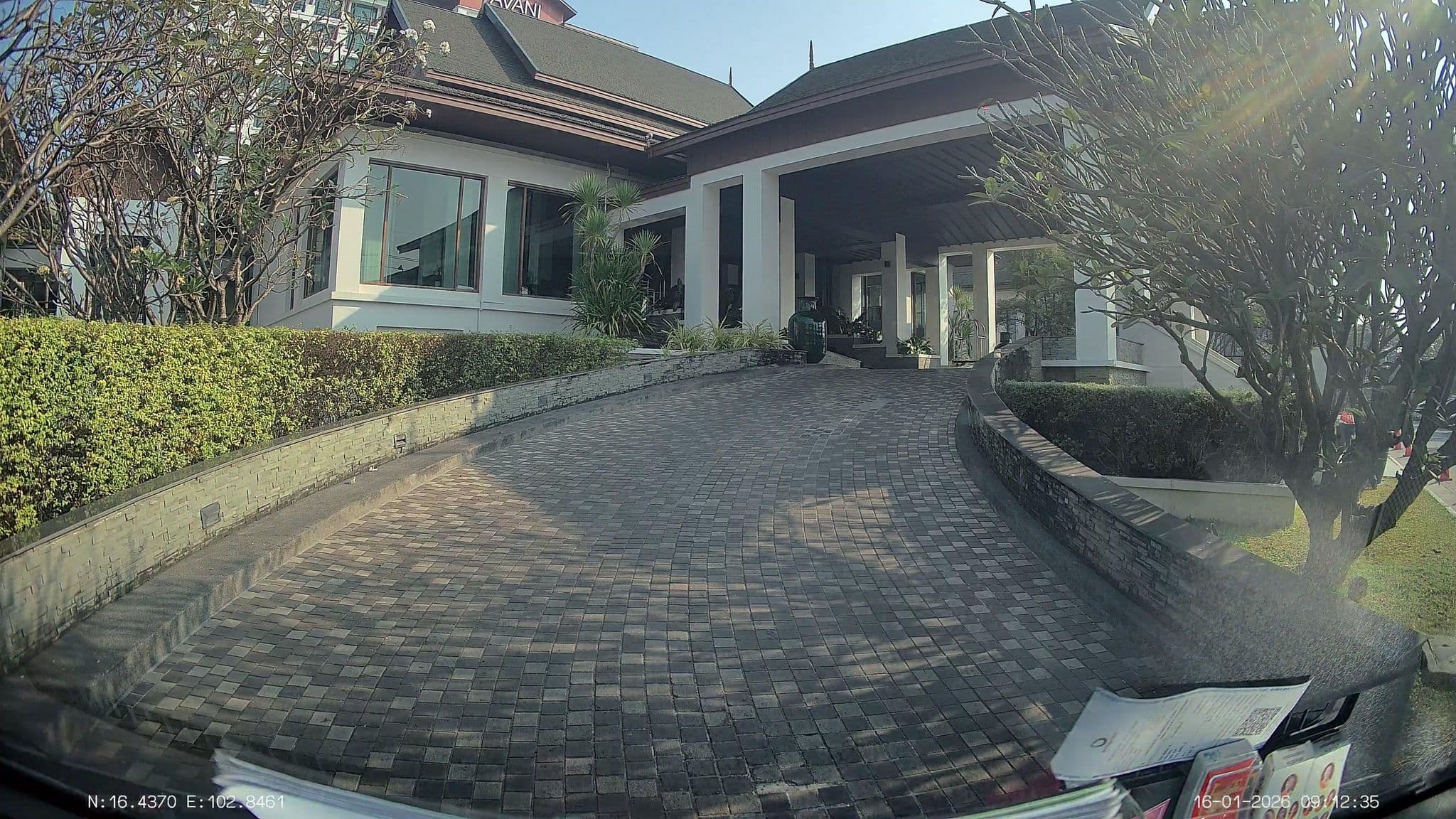 Street view near AVANI Khonkaen Hotel & Convention Centre, Khon Kaen — © ThailandCambodia (CC BY-SA · Mapillary)