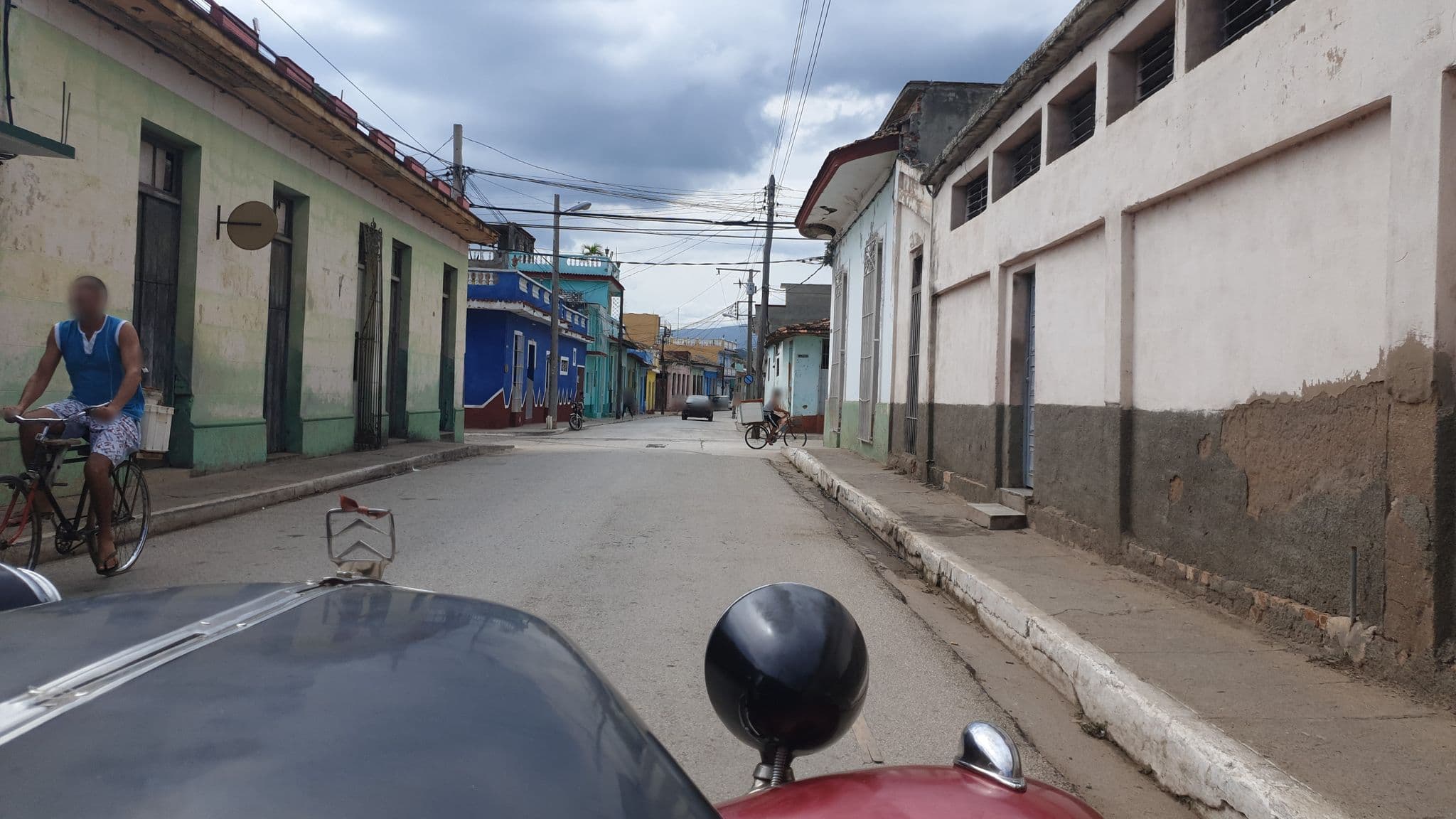 Street view near Hostal El Veterano, Trinidad