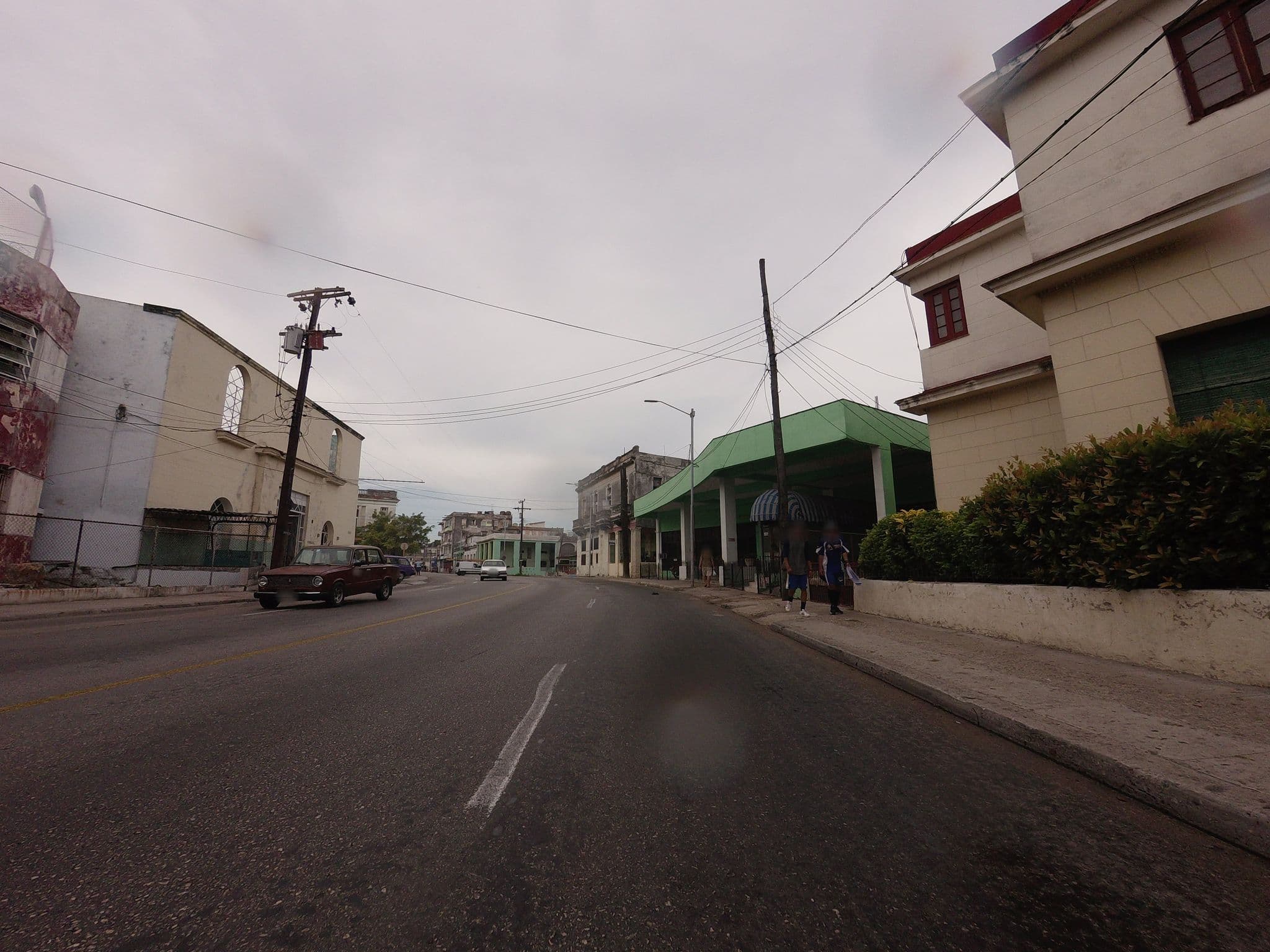 Street view near Casa Toyi, Vedado
