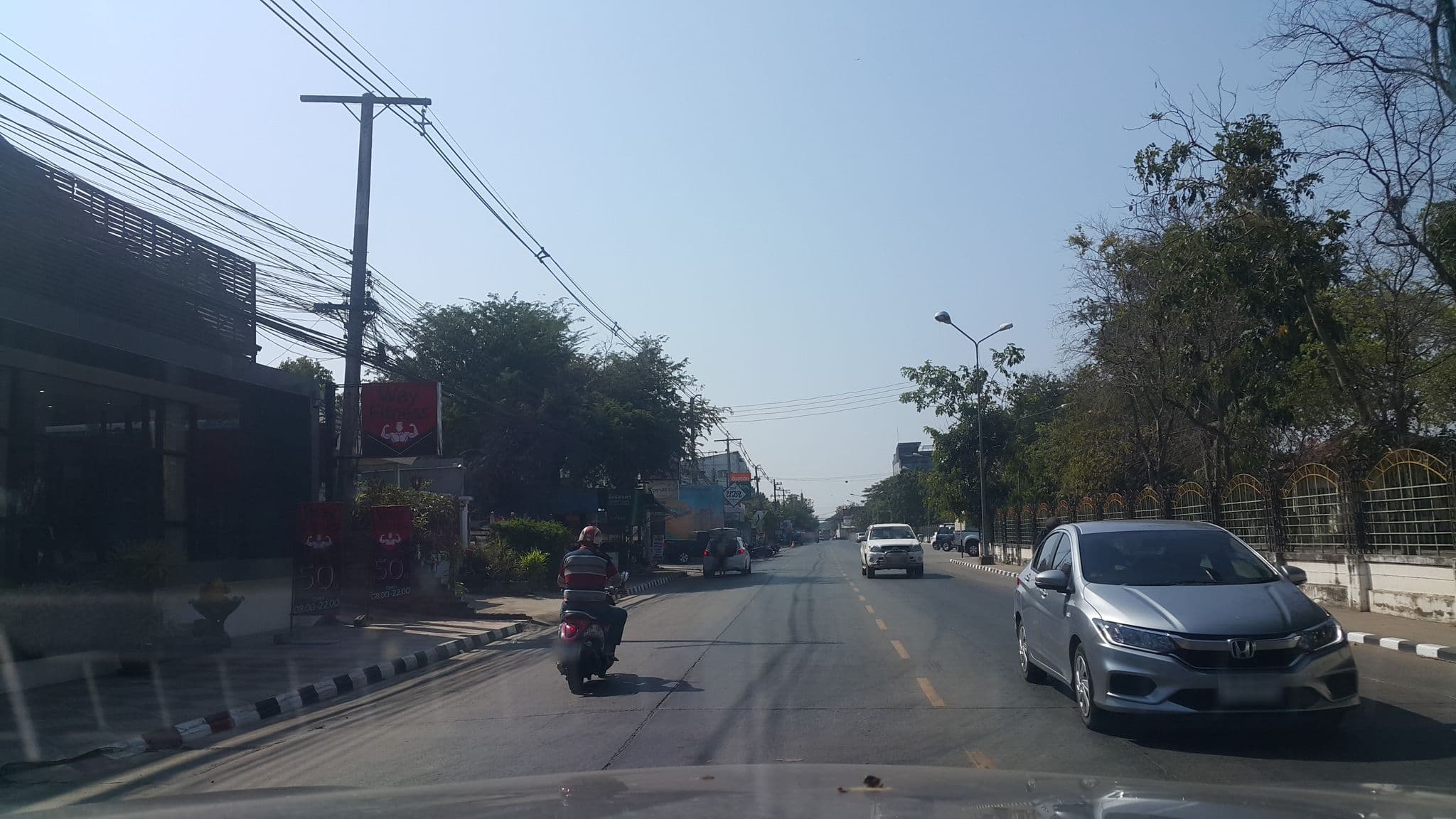Street view near กันยารัตน์ บูติกโฮเทล(รอบบึง), Khon Kaen — © jrcarlsen (CC BY-SA · Mapillary)