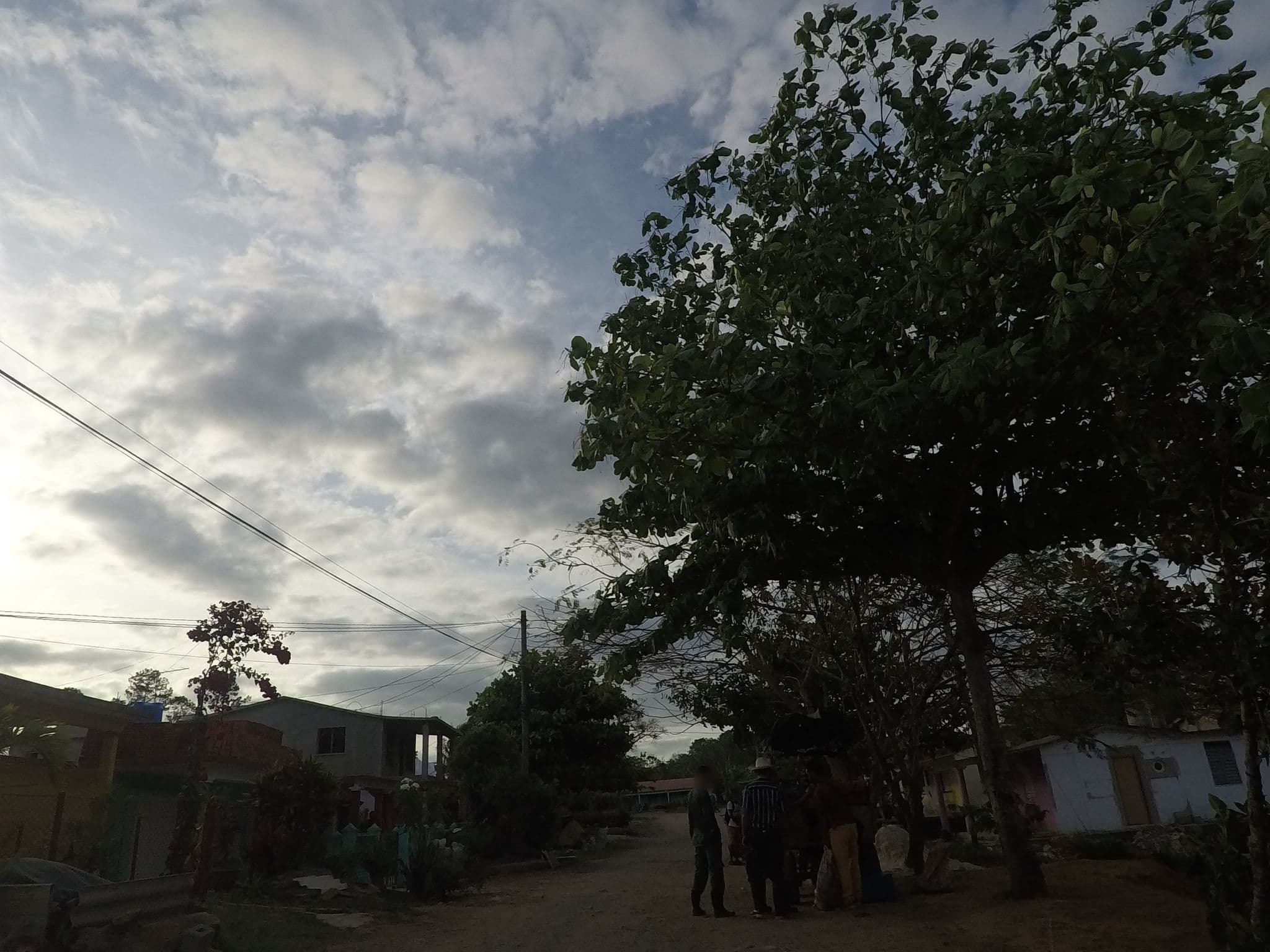Street view near CHINO y Griselda, Viñales