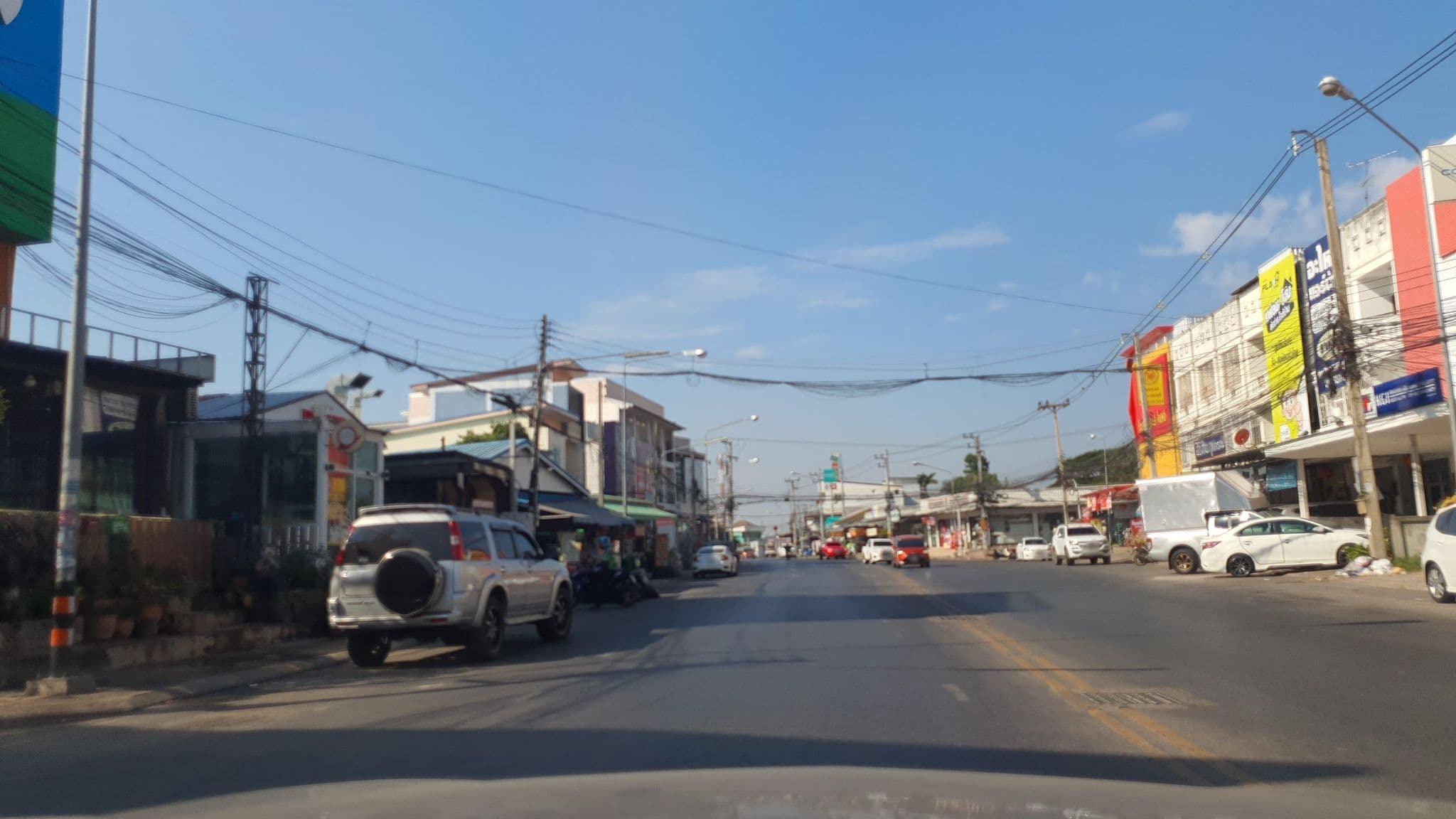 Street view near น้ำฟ้าบูทีค, Khon Kaen — © jrcarlsen (CC BY-SA · Mapillary)