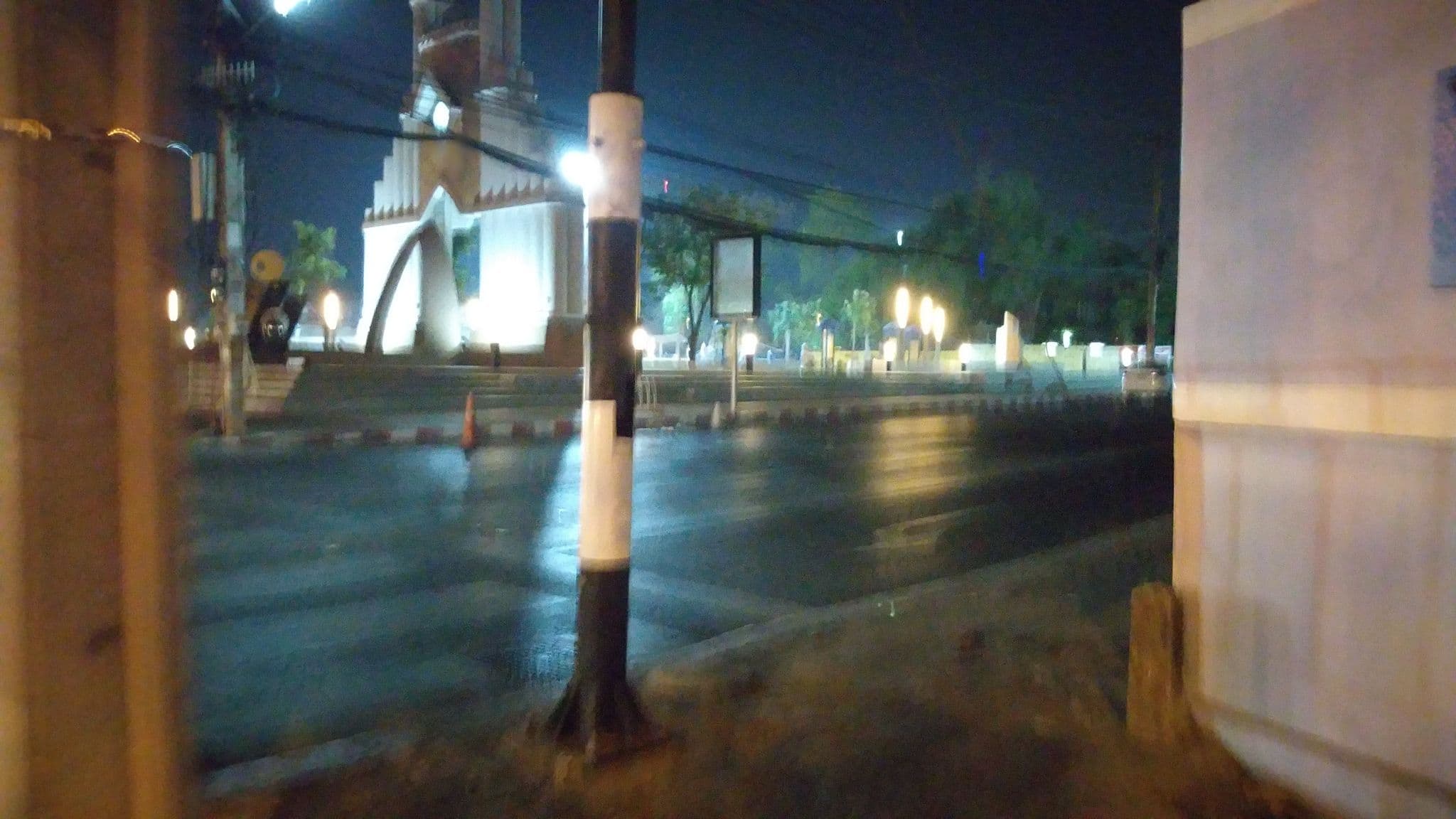 Street view near โรงแรมรสสุคนธ์, Khon Kaen — © ozflor (CC BY-SA · Mapillary)