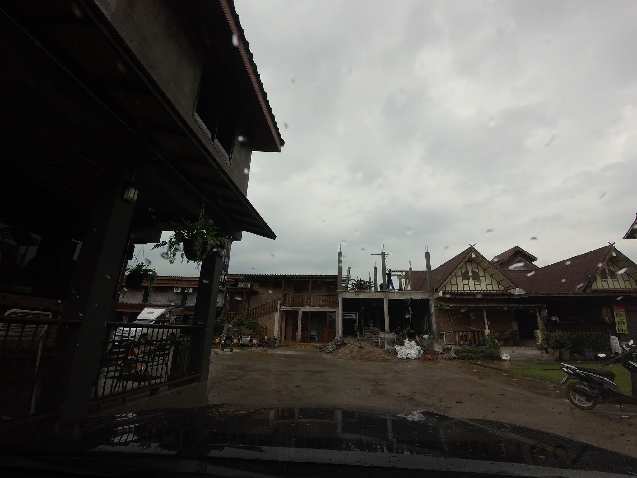 Street view near Banmai Rim Kong Resort, Sangkhom — © mishari (CC BY-SA · Mapillary)