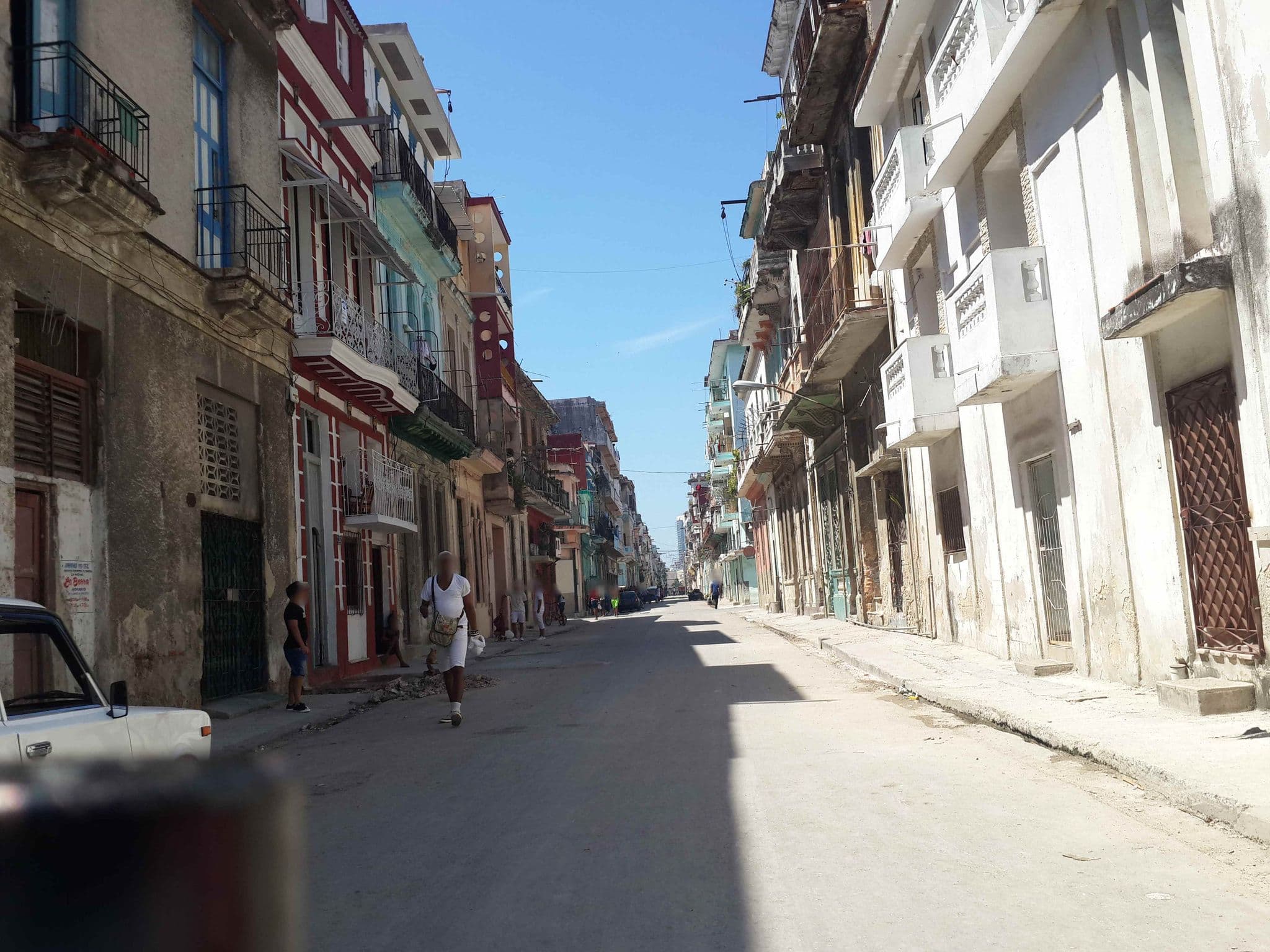 Street view near Los faraones, Centro Habana — © havana (CC BY-SA · Mapillary)