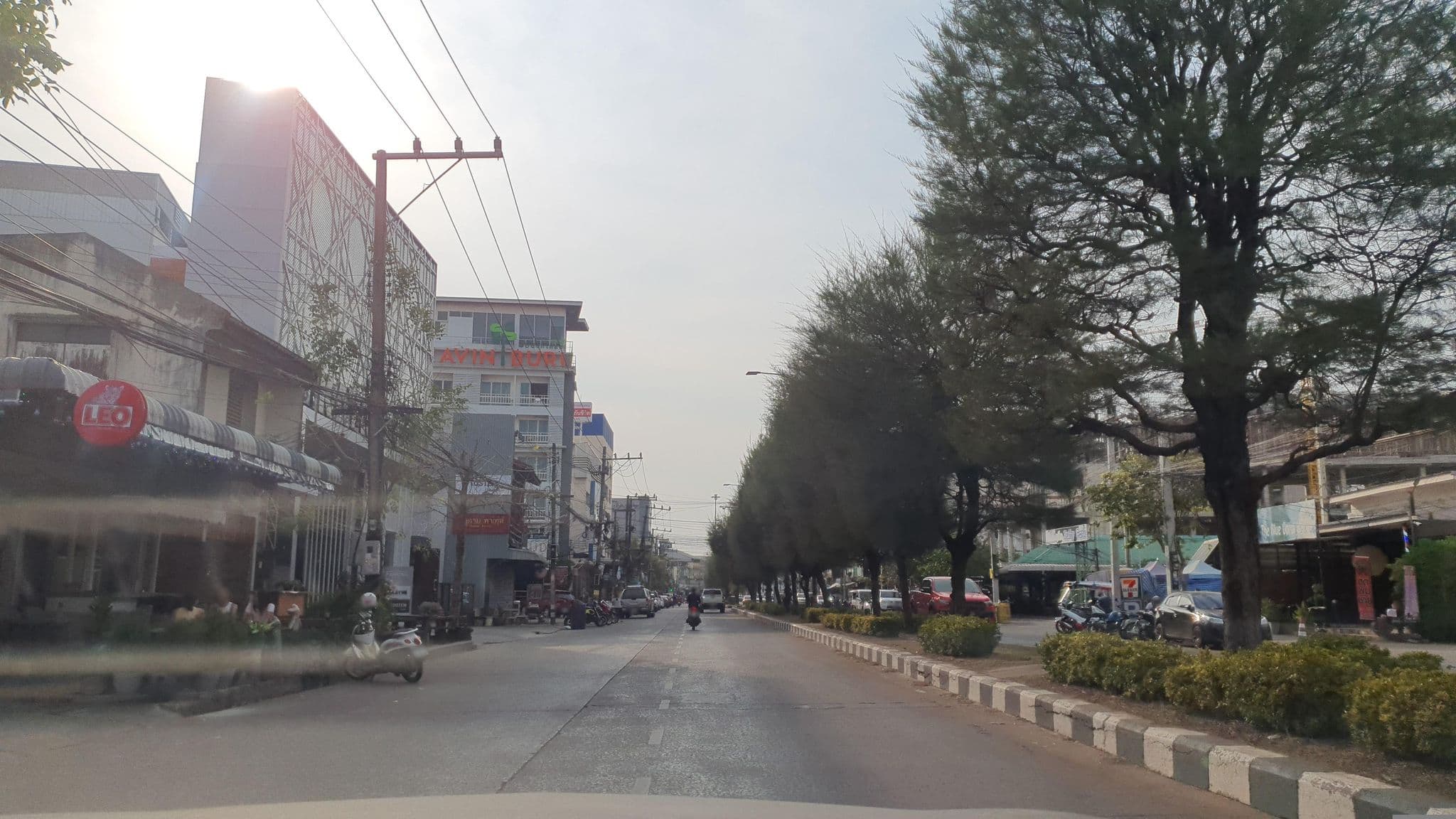 Street view near Be Back Hostel, Udon Thani — © jrcarlsen (CC BY-SA · Mapillary)