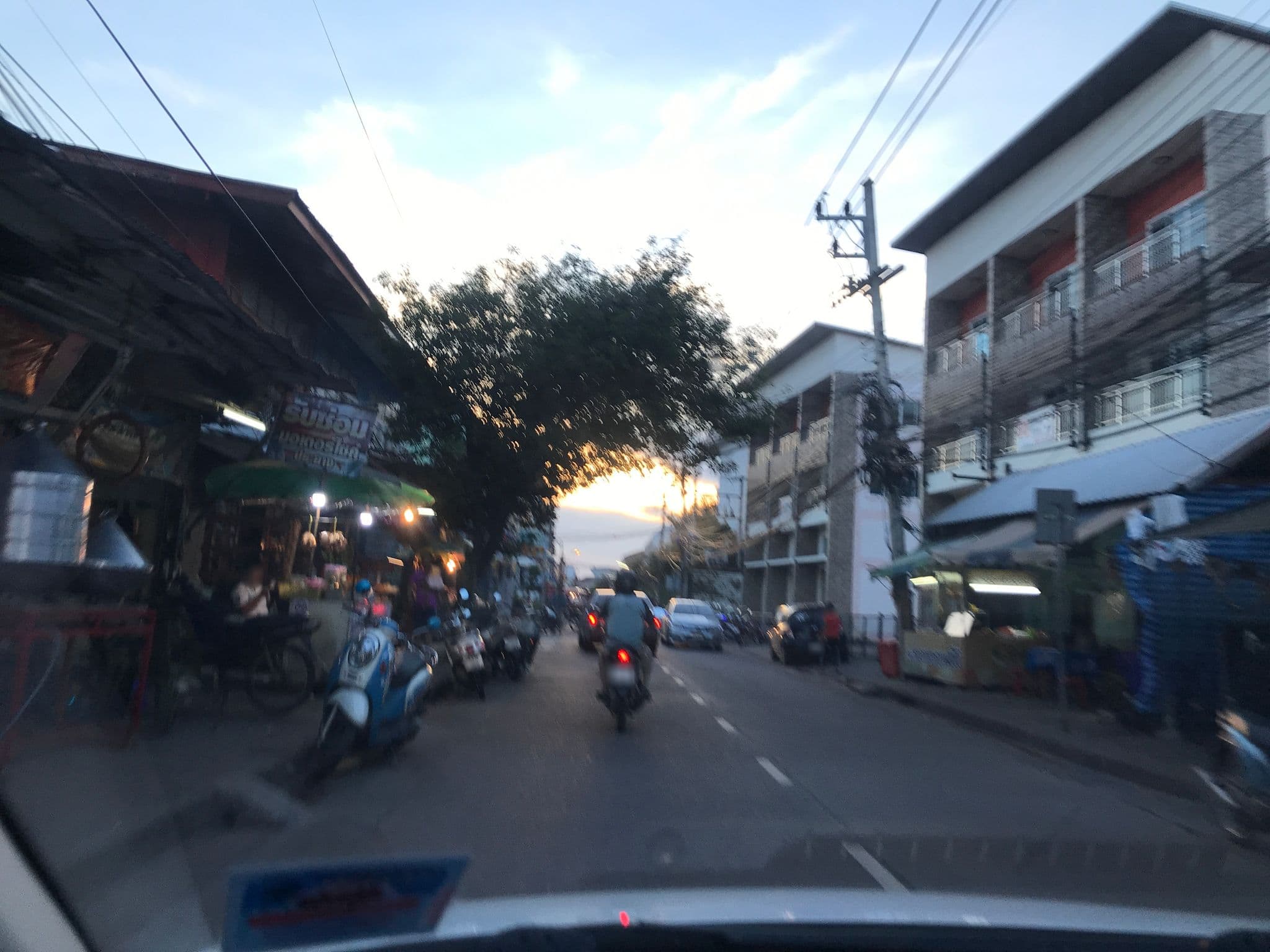 Street view near คุ้มเกษร อพาร์เมนท์, Udon Thani — © tao (CC BY-SA · Mapillary)