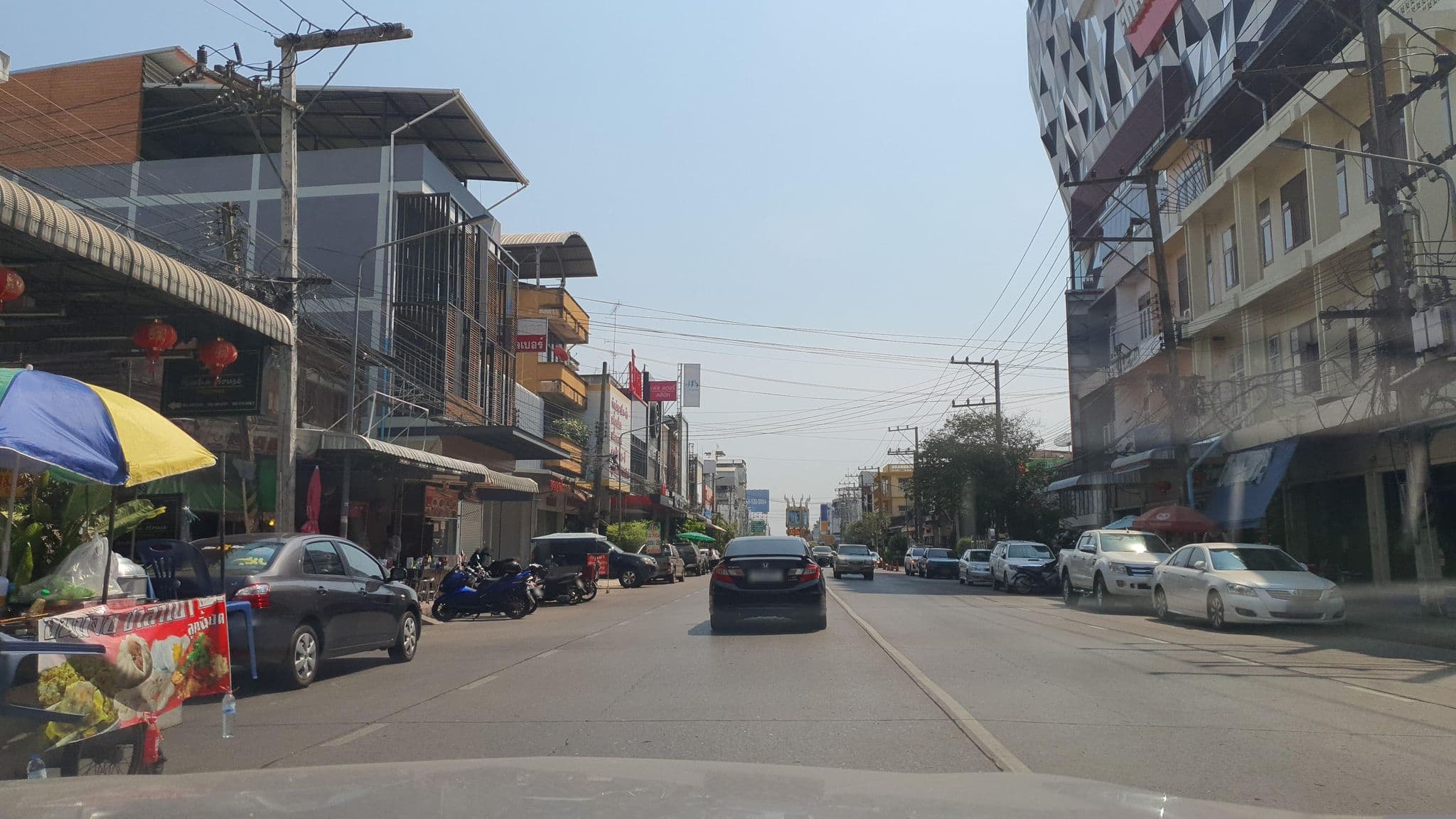 Street view near Udon Hotel, Udon Thani — © jrcarlsen (CC BY-SA · Mapillary)
