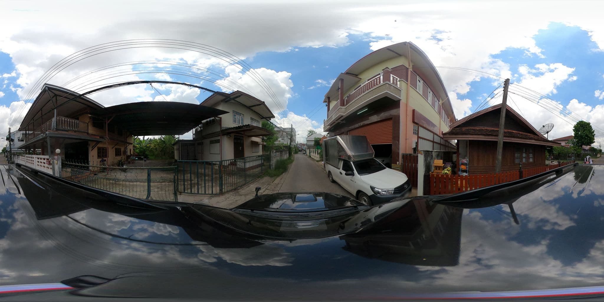 Street view near บ้าสายทองรีสอร์ท, Nong Khai — © nuttawutbunta (CC BY-SA · Mapillary)