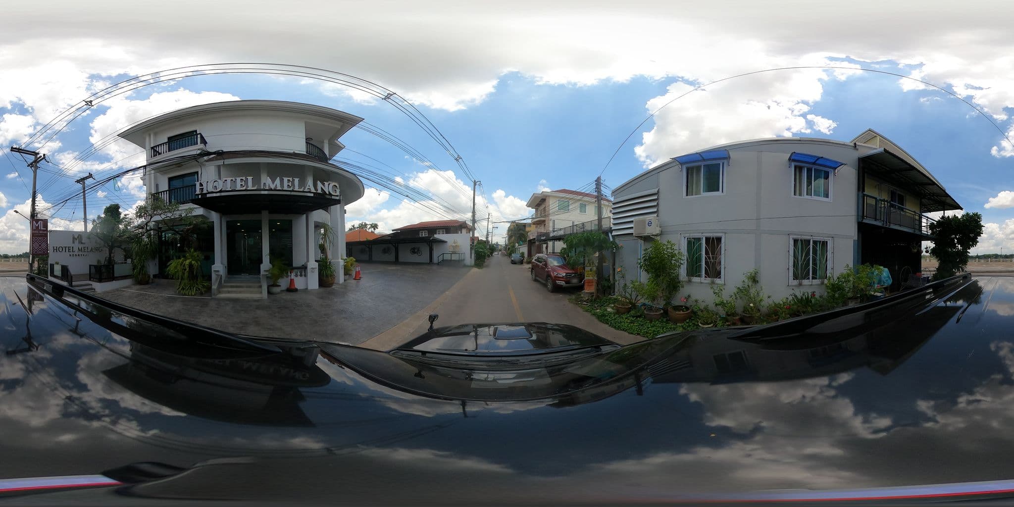 Street view near Hotel Melang, Nong Khai — © nuttawutbunta (CC BY-SA · Mapillary)