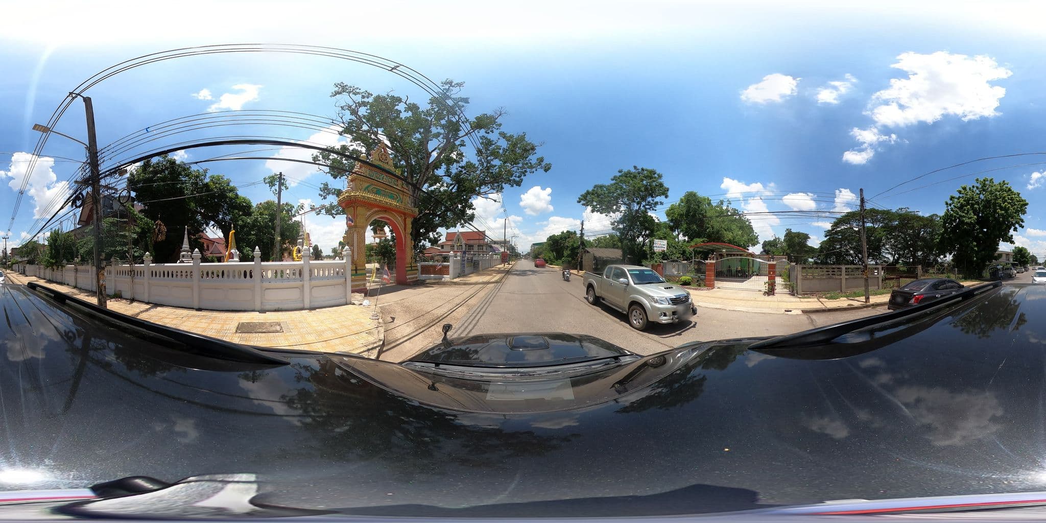 Street view near On D'Bed ( royal mae khong ), Nong Khai — © nuttawutbunta (CC BY-SA · Mapillary)