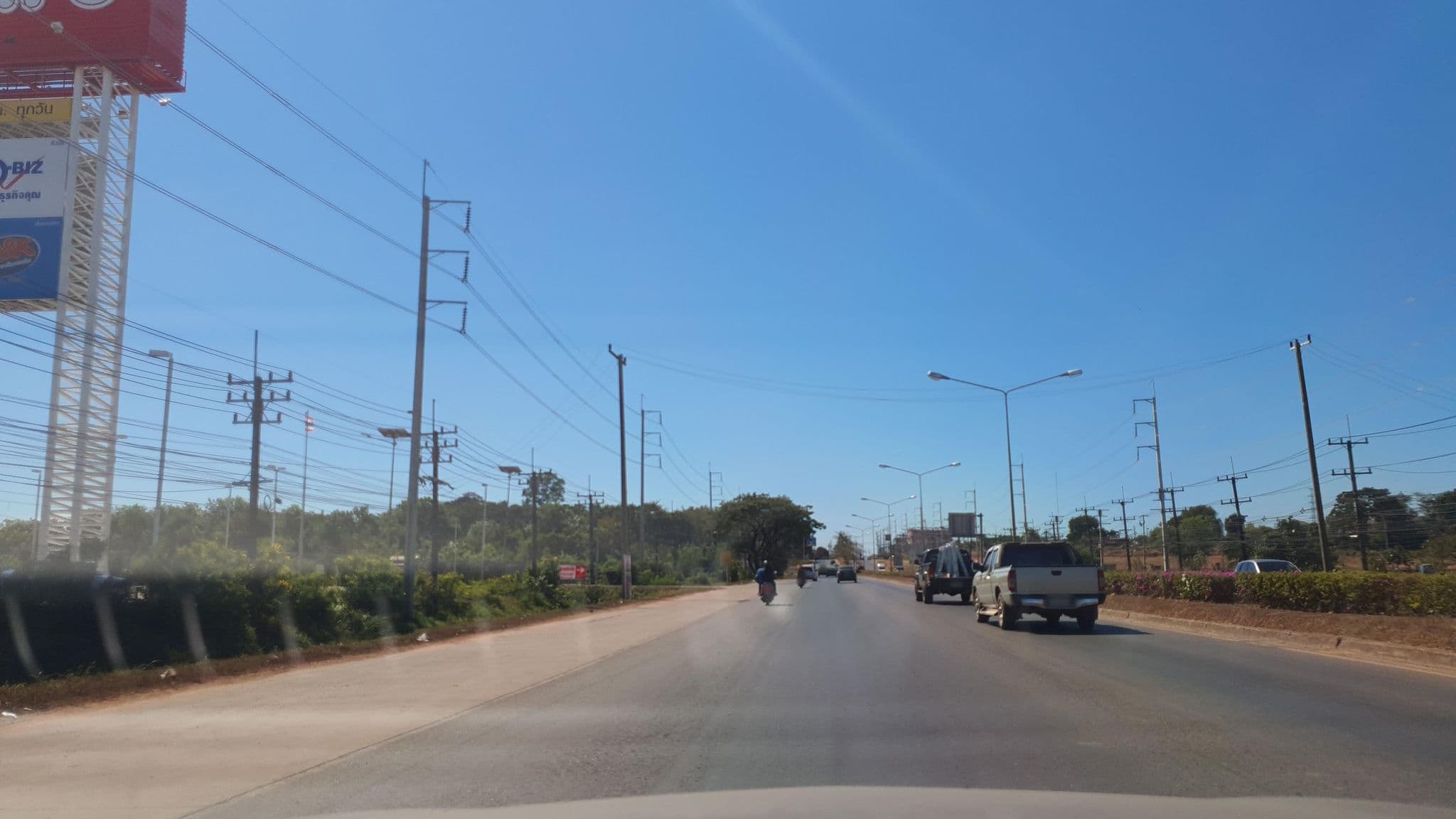 Street view near Boondara Boutique Hotel, Nakhon Phanom — © jrcarlsen (CC BY-SA · Mapillary)