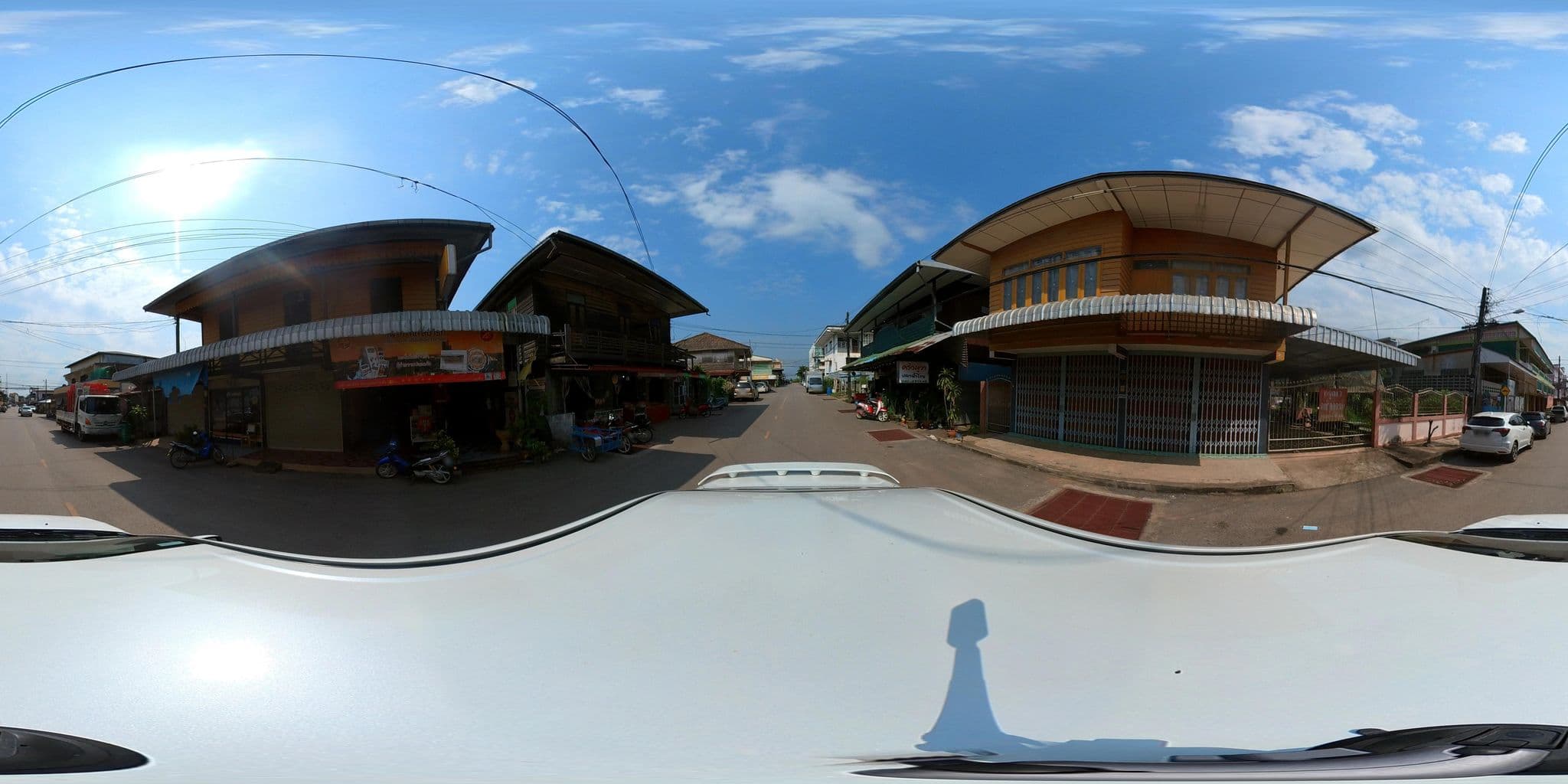 Street view near Samarnmit Hotel, Bueng Kan — © syncnook (CC BY-SA · Mapillary)