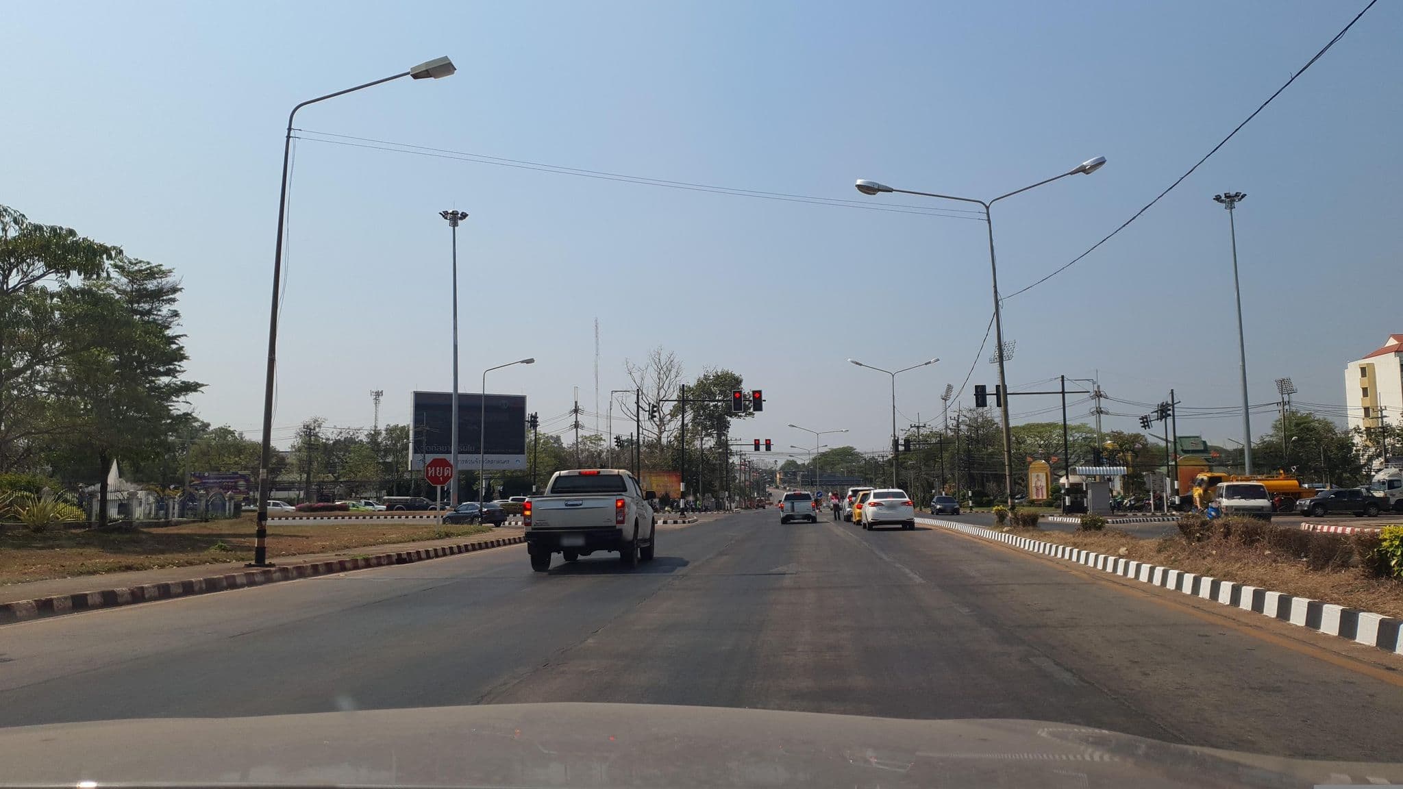 Street view near อัครราศรมรีสอร์ท, Sakon Nakhon — © jrcarlsen (CC BY-SA · Mapillary)