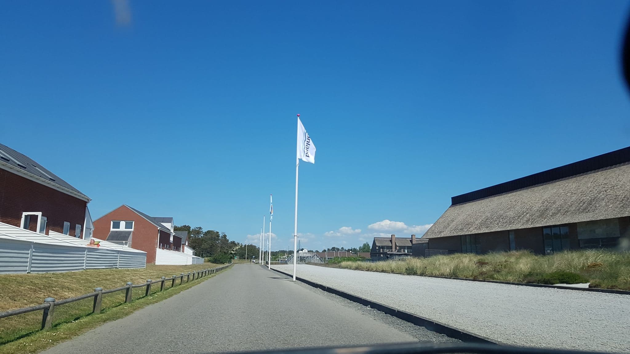 Street view near Hus Nr. 108, Rim Rømø, Skaerbaek — © elgaard (CC BY-SA · Mapillary)