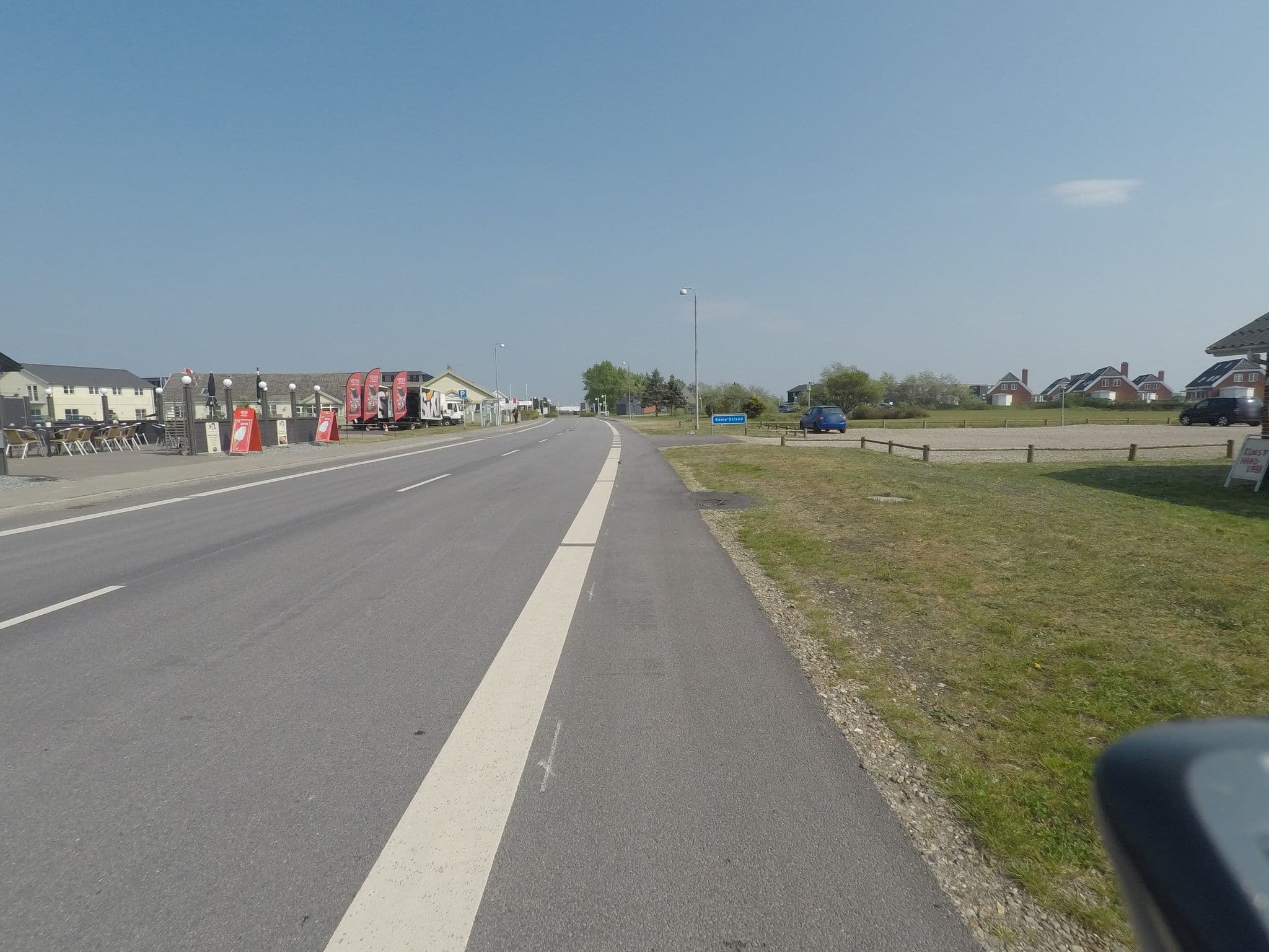 Street view near Rømø Strand FerieCenter, Skaerbaek — © mjay (CC BY-SA · Mapillary)