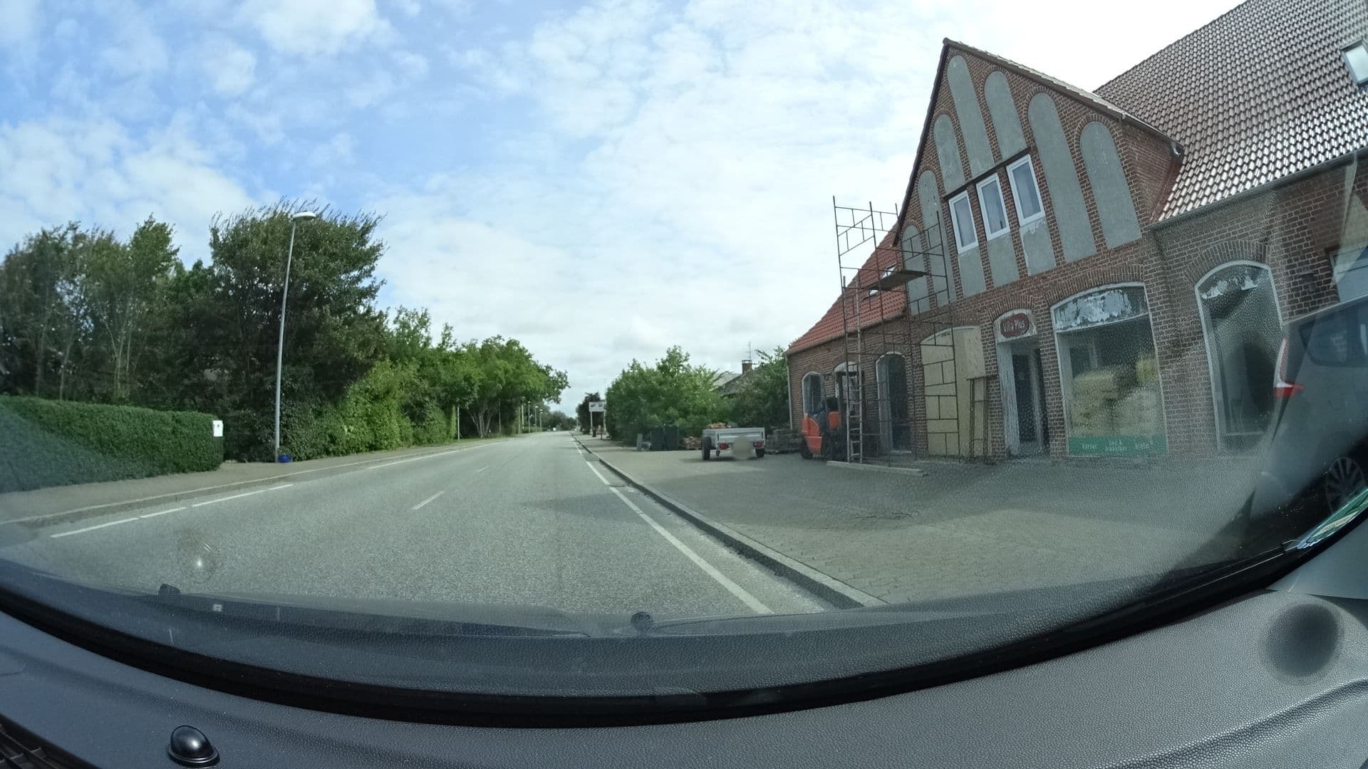 Street view near Villa Plus, Bredebro — © sashazykov (CC BY-SA · Mapillary)