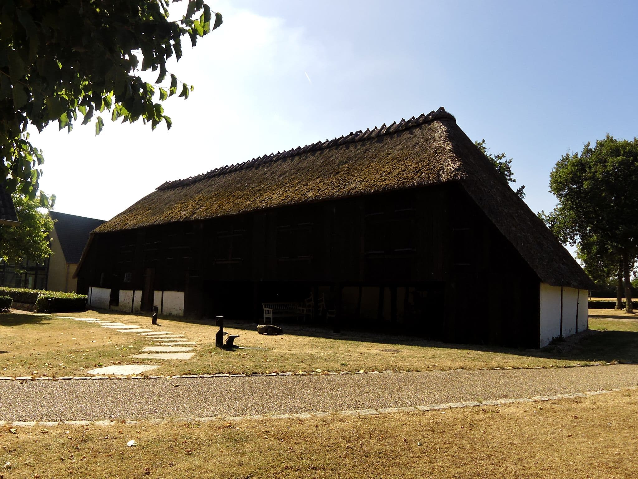 Street view near Sandbjerg Gods, Dybbøl — © hjart (CC BY-SA · Mapillary)