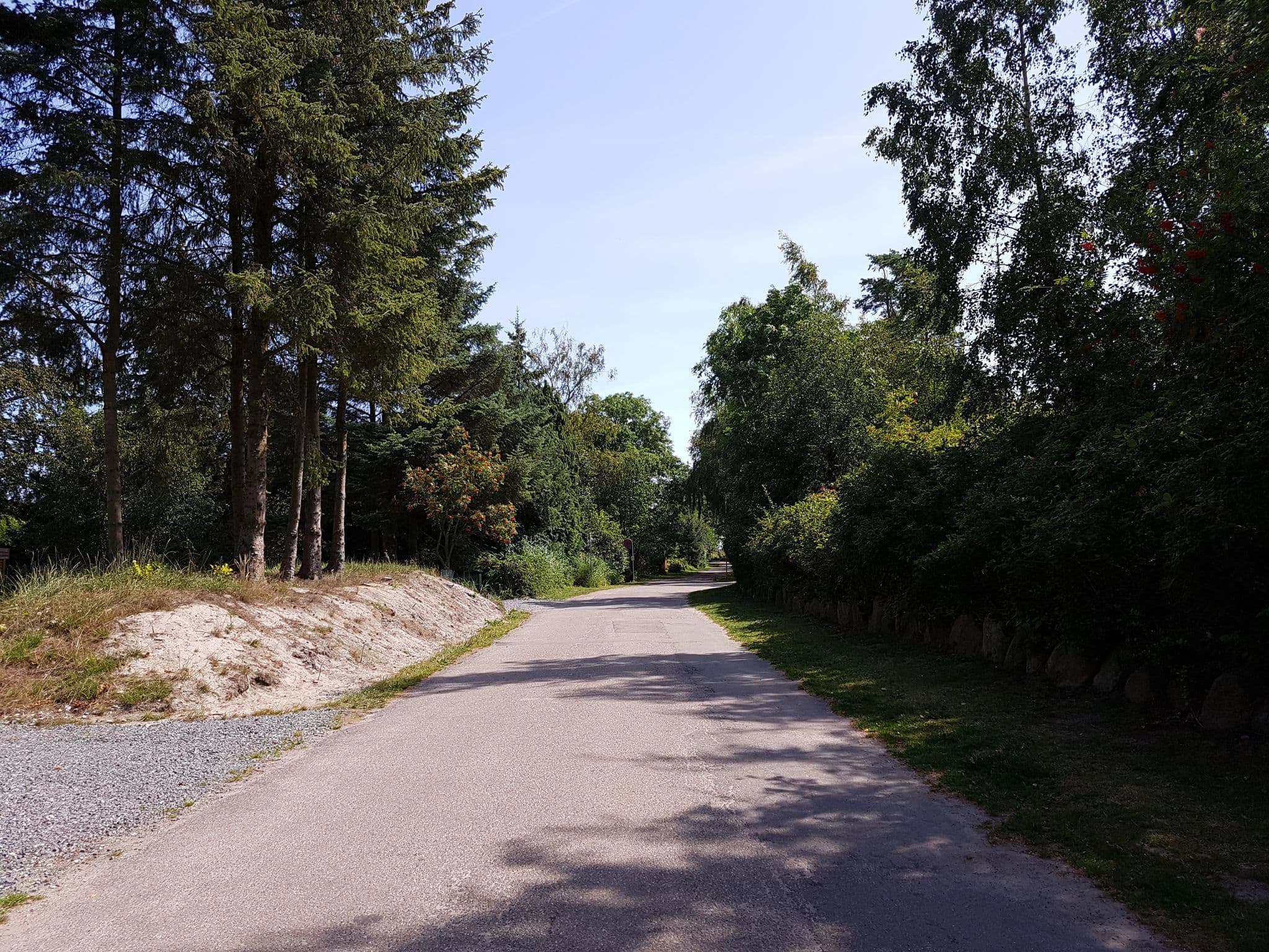 Street view near La Petite Motte Sommerhuset, Væggerløse — © sfromis (CC BY-SA · Mapillary)