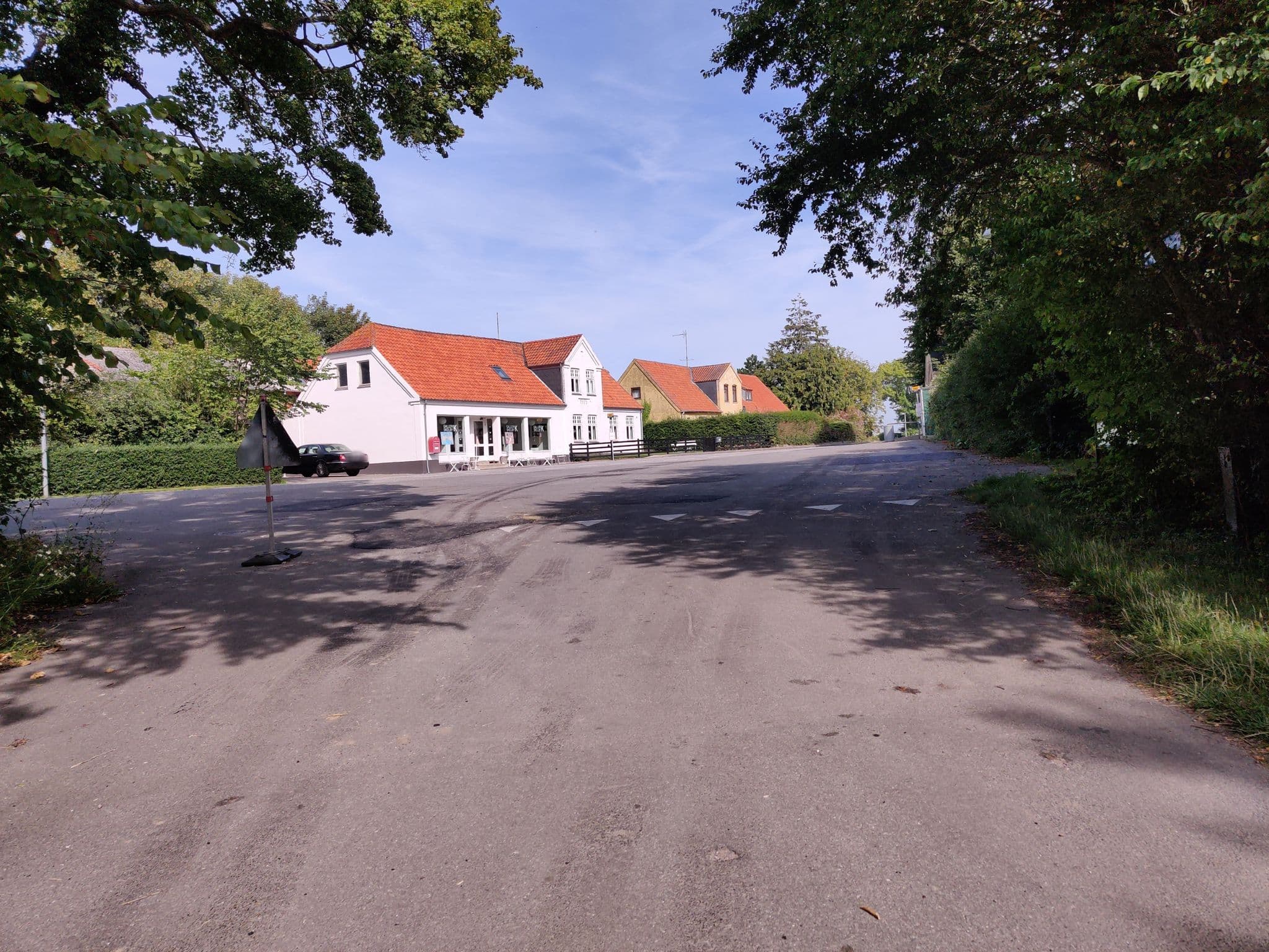 Street view near Præstegården Skelby, Væggerløse — © sfromis (CC BY-SA · Mapillary)